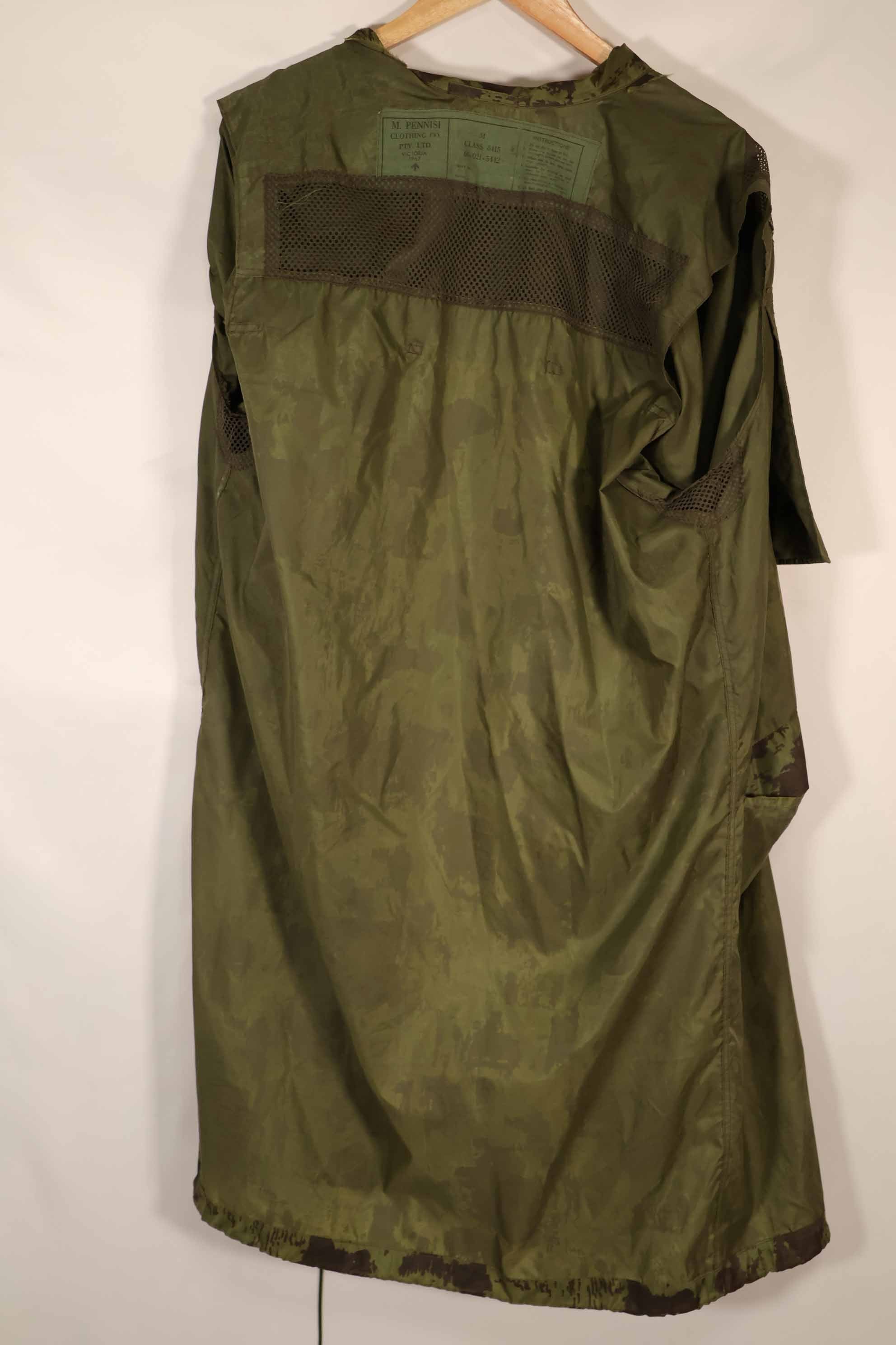 実物　1967年製　オーストラリア軍　迷彩レインコート　中古品　D