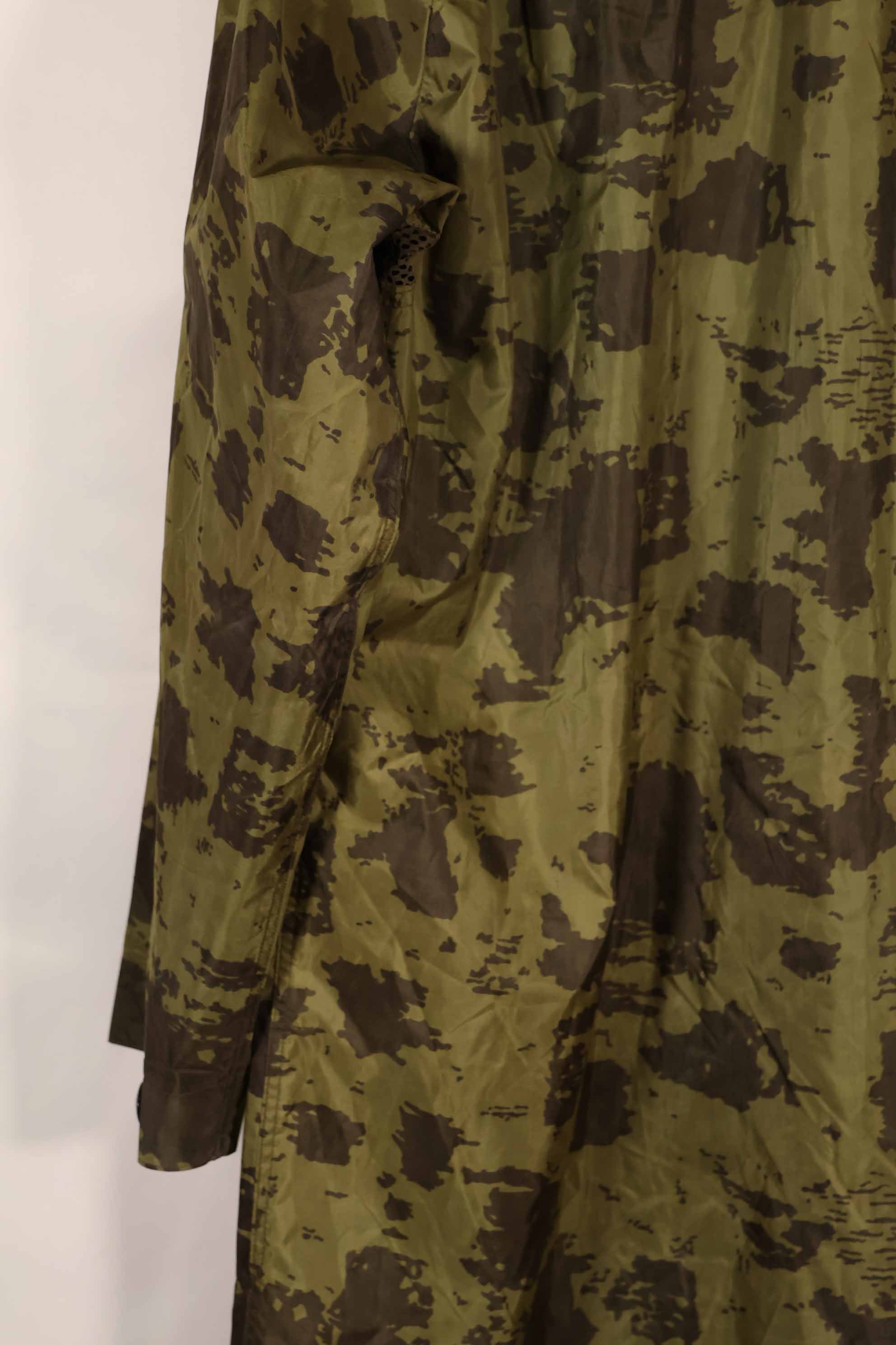 実物　1967年製　オーストラリア軍　迷彩レインコート　中古品　E