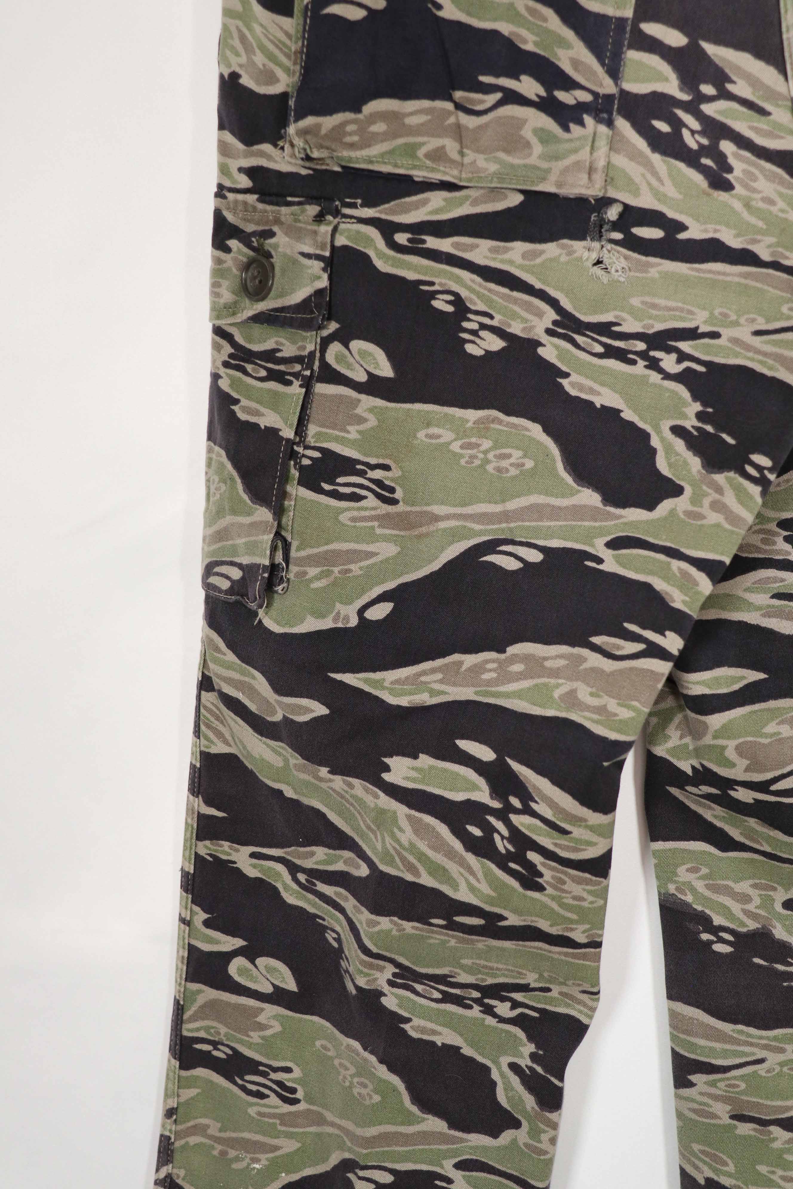 実物　レイトウォーパターン　タイガーストライプ　ヘビーウェイトファブリック　パンツ　中古品