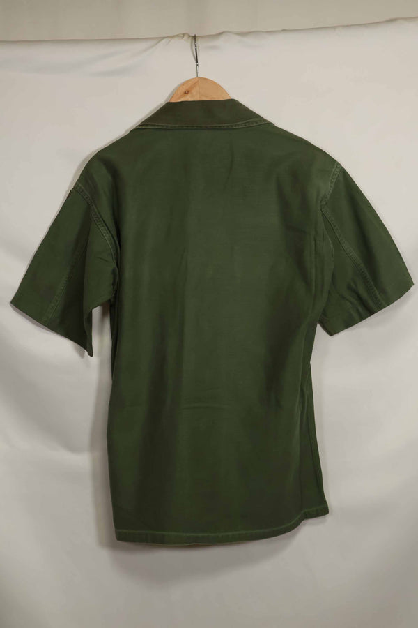1960年代　元グリーンベレー兵士放出　OG-107　ユーティリティシャツ　初付け　パッチ付き　中古品　A