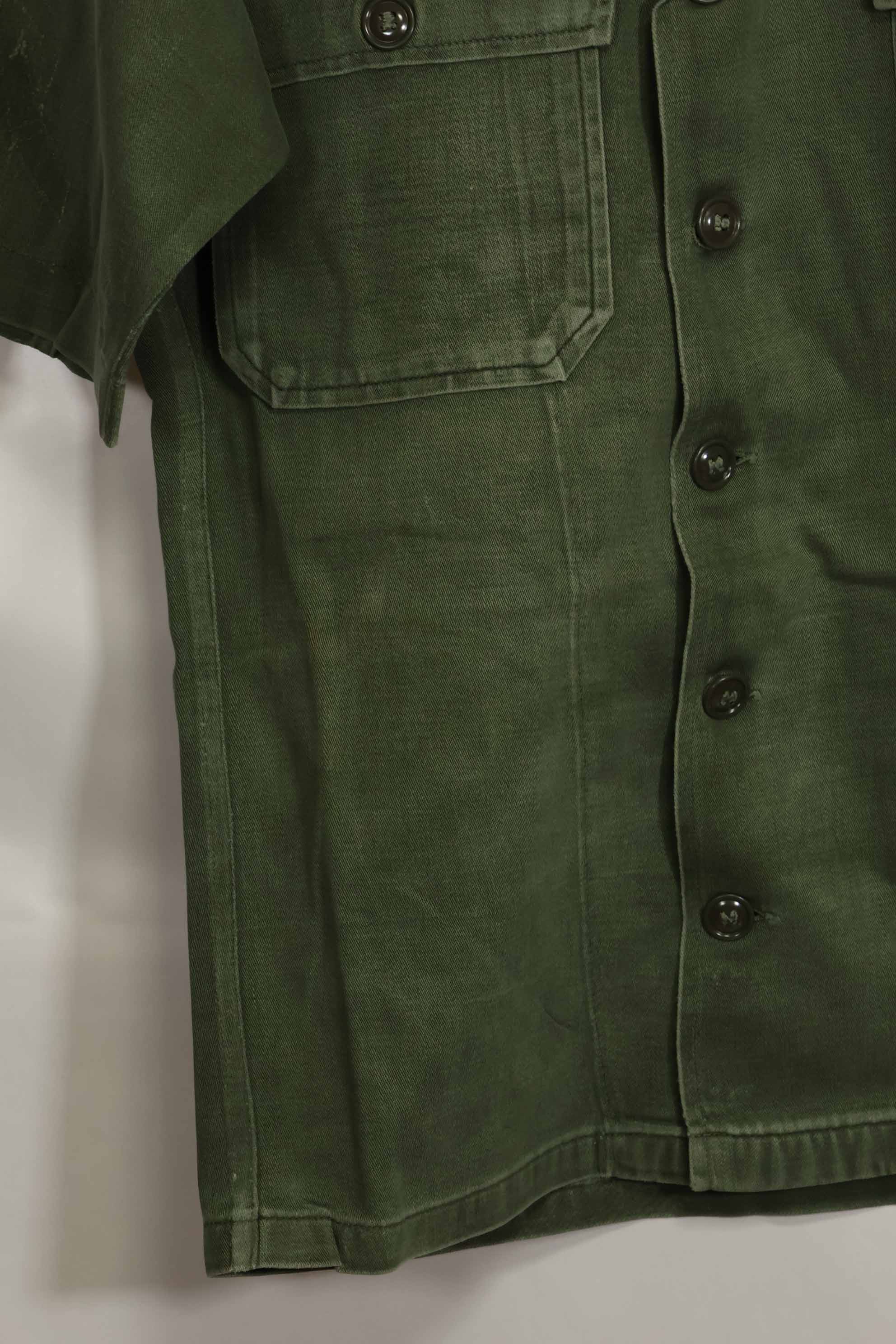 1960年代　元グリーンベレー兵士放出　OG-107　ユーティリティシャツ　初付け　パッチ付き　中古品　B