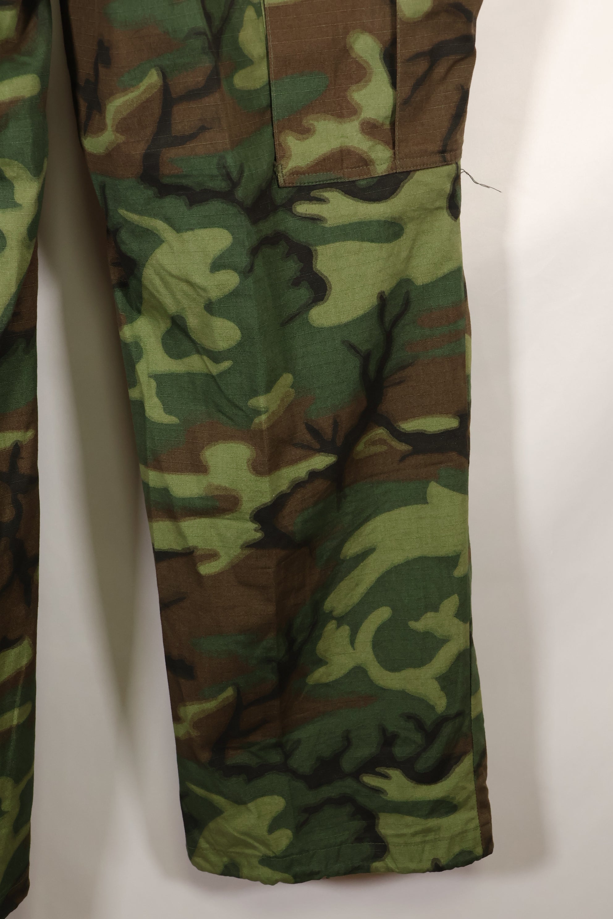 1969年契約　デッドストック　M-S　ERDL グリーンリーフ迷彩　ジャングルファティーグ パンツ