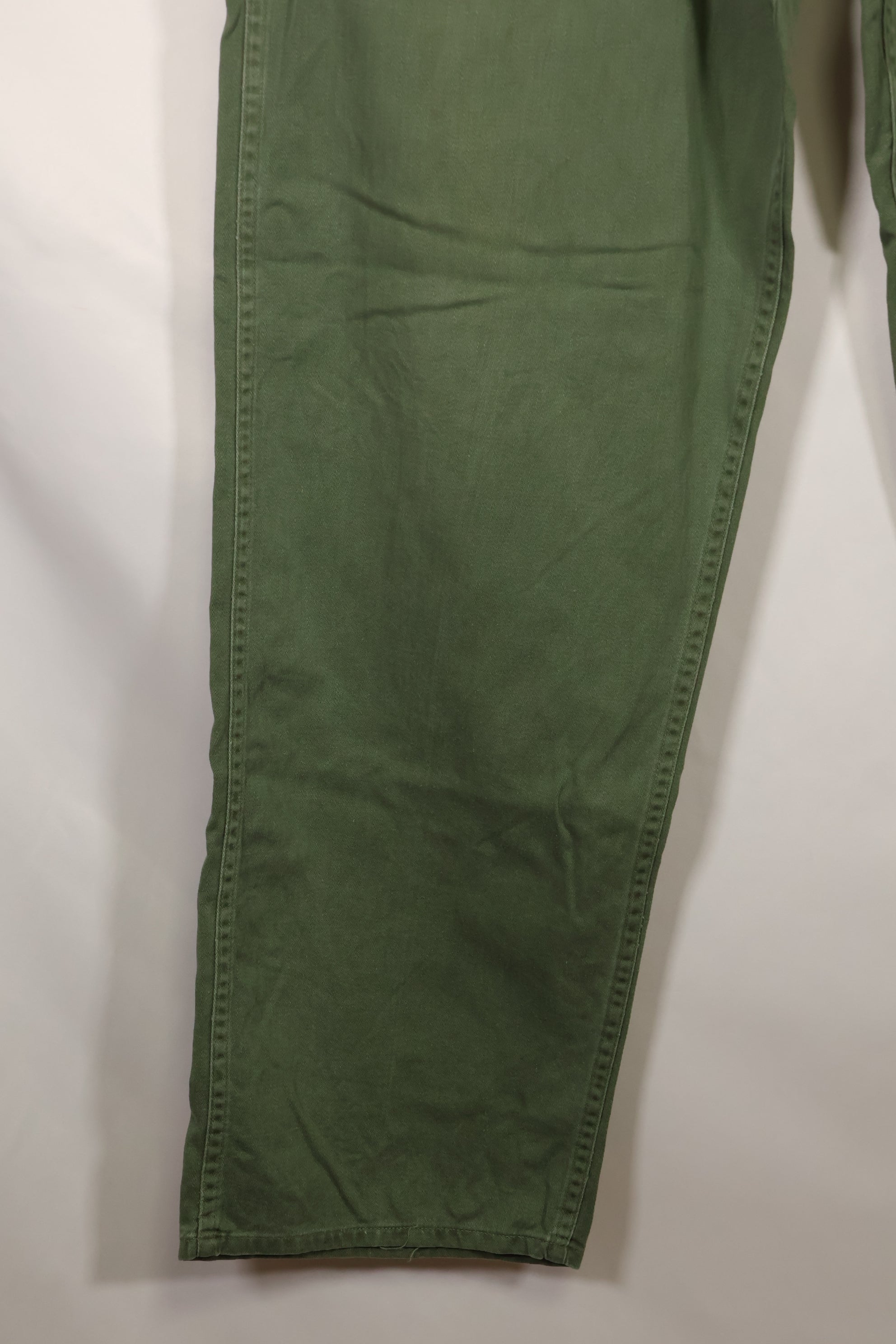 1960年 個人調達品 M〜L アメリカ軍　OG-107 ユーティリティパンツ　ベイカーパンツ　中古品