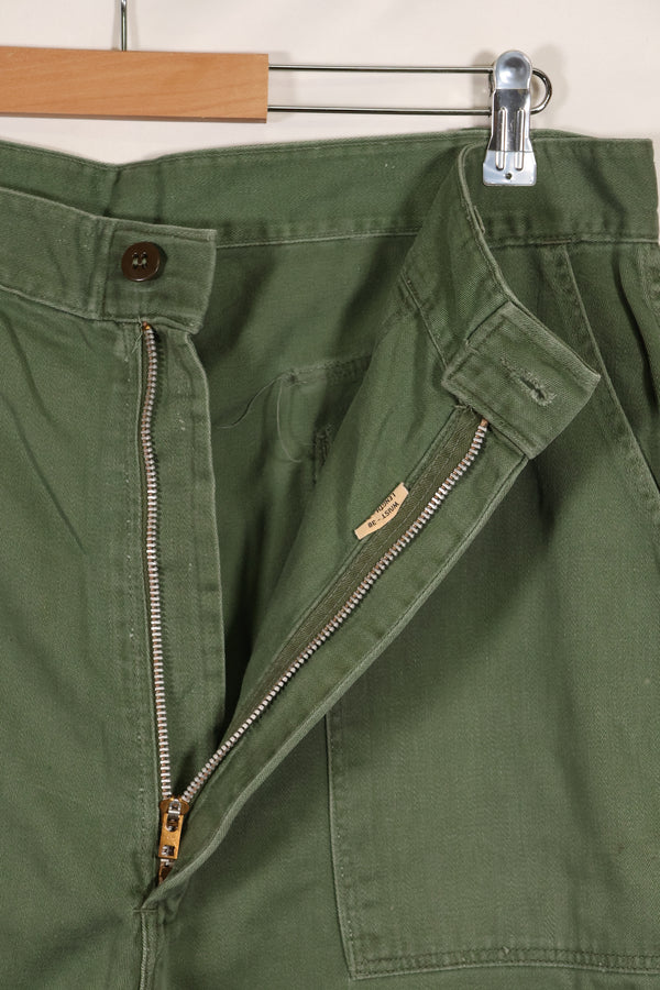 1960年 個人調達品 M〜L アメリカ軍　OG-107 ユーティリティパンツ　ベイカーパンツ　中古品