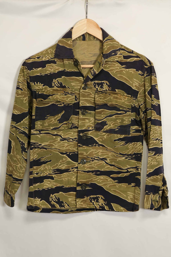 1960年代　ゴールドタイガー　タイガーストライプシャツ　Asianカット　スタンプなし　状態良い　中古品