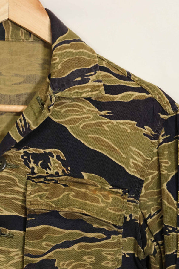 1960年代　ゴールドタイガー　タイガーストライプシャツ　Asianカット　スタンプなし　状態良い　中古品