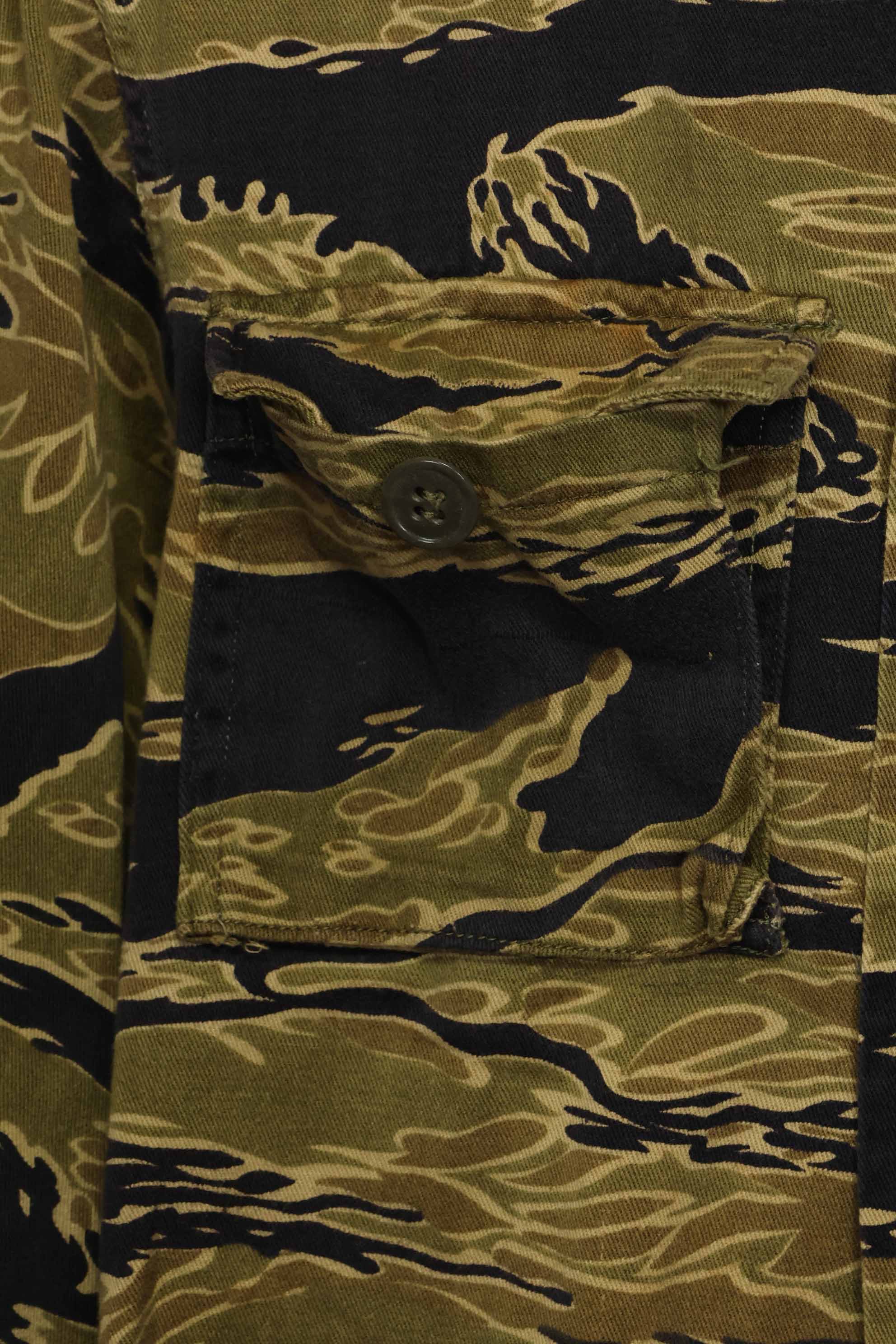 1960年代　ゴールドタイガー　タイガーストライプシャツ　Asianカット　スタンプなし　状態良い　中古品