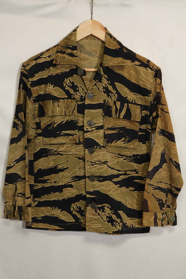 1960年代　ゴールドタイガー　タイガーストライプシャツ　Asianカット　A-M　状態良い　中古品