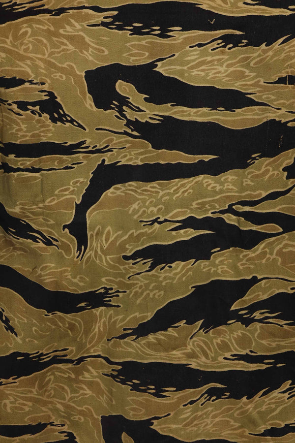 1960年代　ゴールドタイガー　タイガーストライプシャツ　Asianカット　A-M　状態良い　中古品