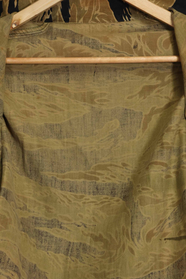 1960年代　ゴールドタイガー　タイガーストライプシャツ　Asianカット　A-M　状態良い　中古品