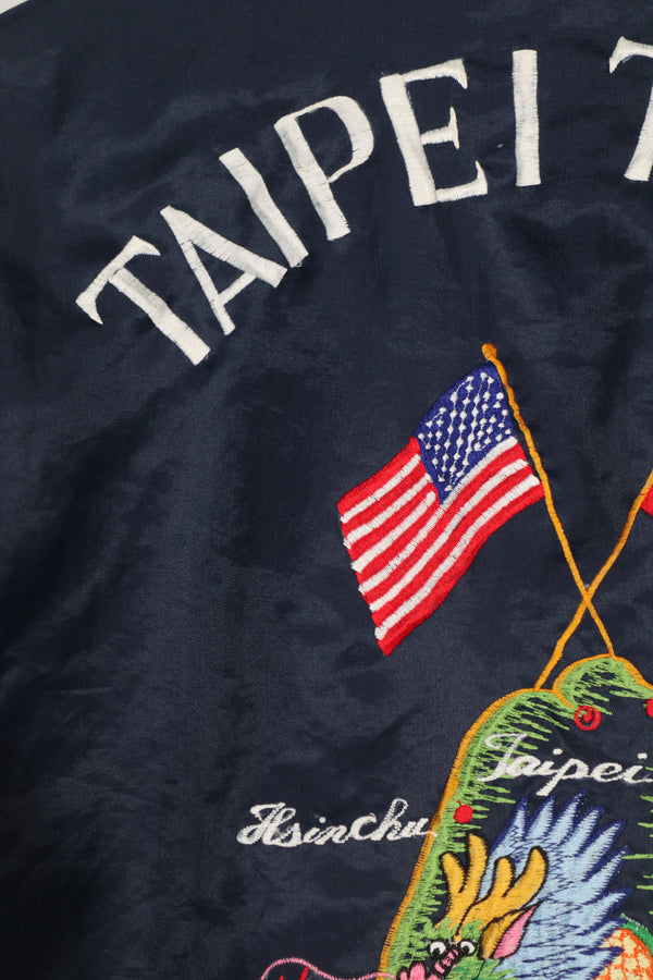 民間品　スーバニアジャケット　TAIPEI TAIWAN ナイロン製ジャケット　中古品