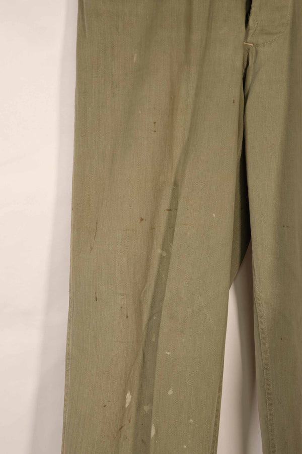 実物　1940年代　アメリカ海兵隊　USMC　M42 HBT ユーティリティパンツ　退色　汚れあり