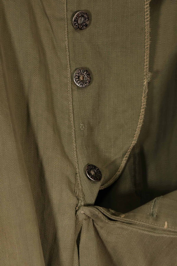 実物　1940年代　アメリカ海兵隊　USMC　M42 HBT ユーティリティパンツ　退色　汚れあり