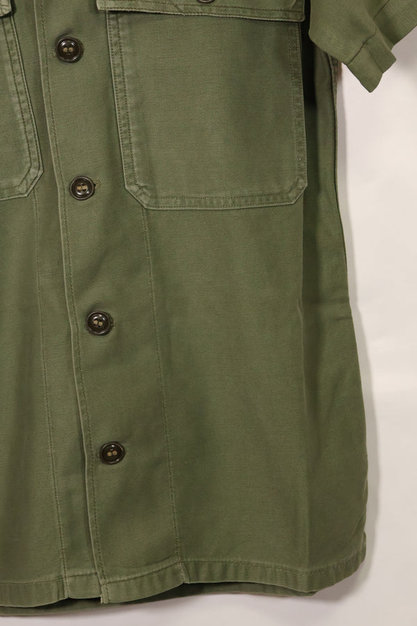 1960年代　元グリーンベレー兵士放出　OG-107　ユーティリティシャツ　初付け　パッチ付き　中古品　C