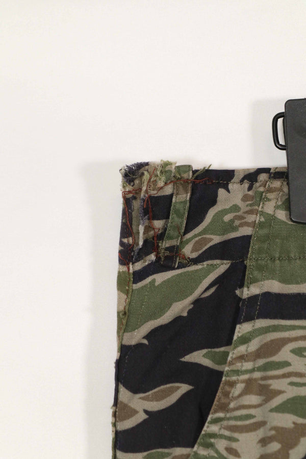 実物　レイトウォーパターン　タイガーストライプ　パンツ　ライトウェイト生地　A-L　中古品