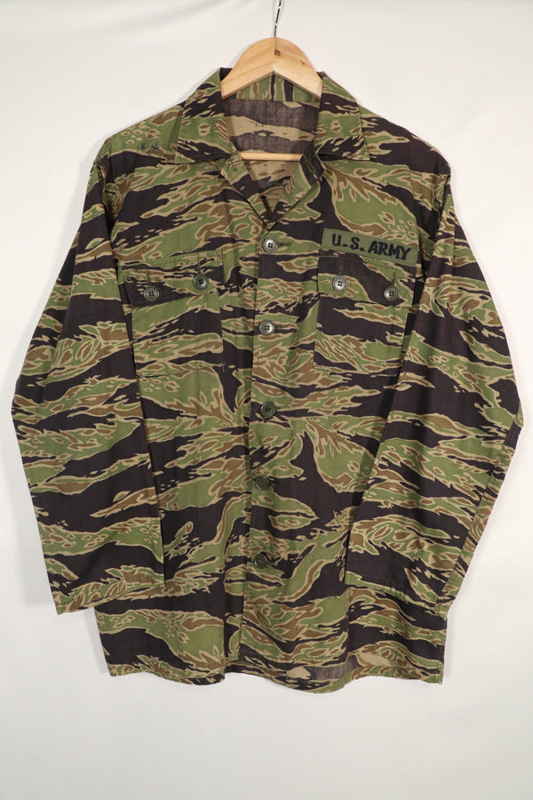 実物　タイガーストライプ　シャツ　レイトウォーパターン　ライトウェイト　Mサイズ　大きめ