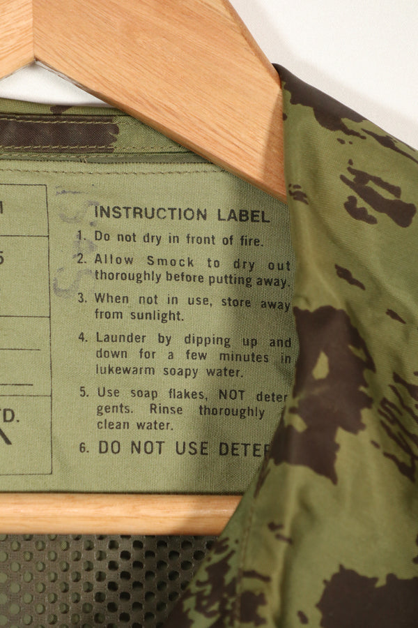 実物　1967年製　オーストラリア軍　レインコート　中古品　退色あり　使用感あり