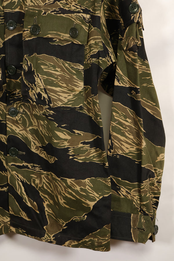 実物　デッドストック　沖縄タイガー　タイガーストライプ　USカットシャツ　US-S　日本本土縫製　汚れあり