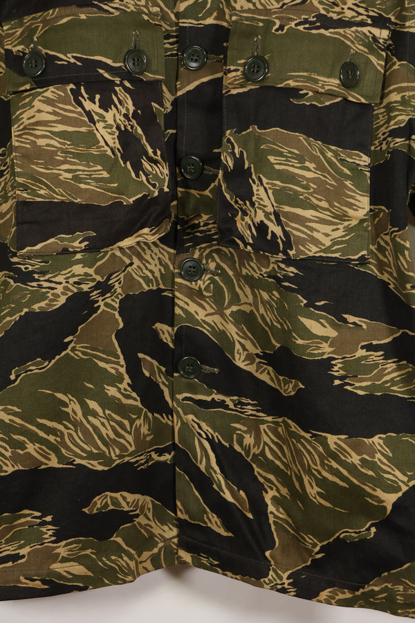 実物　デッドストック　沖縄タイガー　タイガーストライプ　USカットシャツ　US-S　日本本土縫製　汚れあり