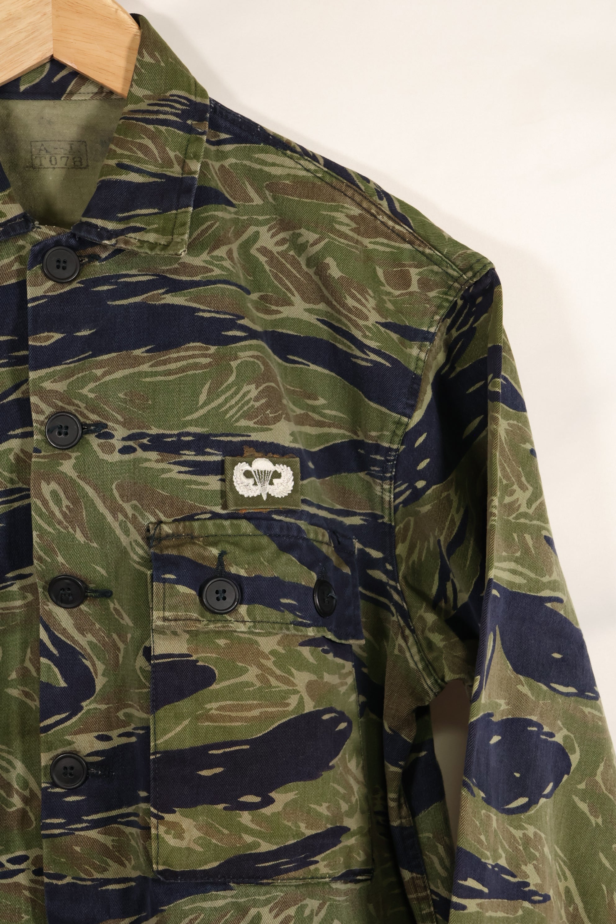 実物　TO78 A-L 沖縄タイガー　タイガーストライプ　シャツ　中古品