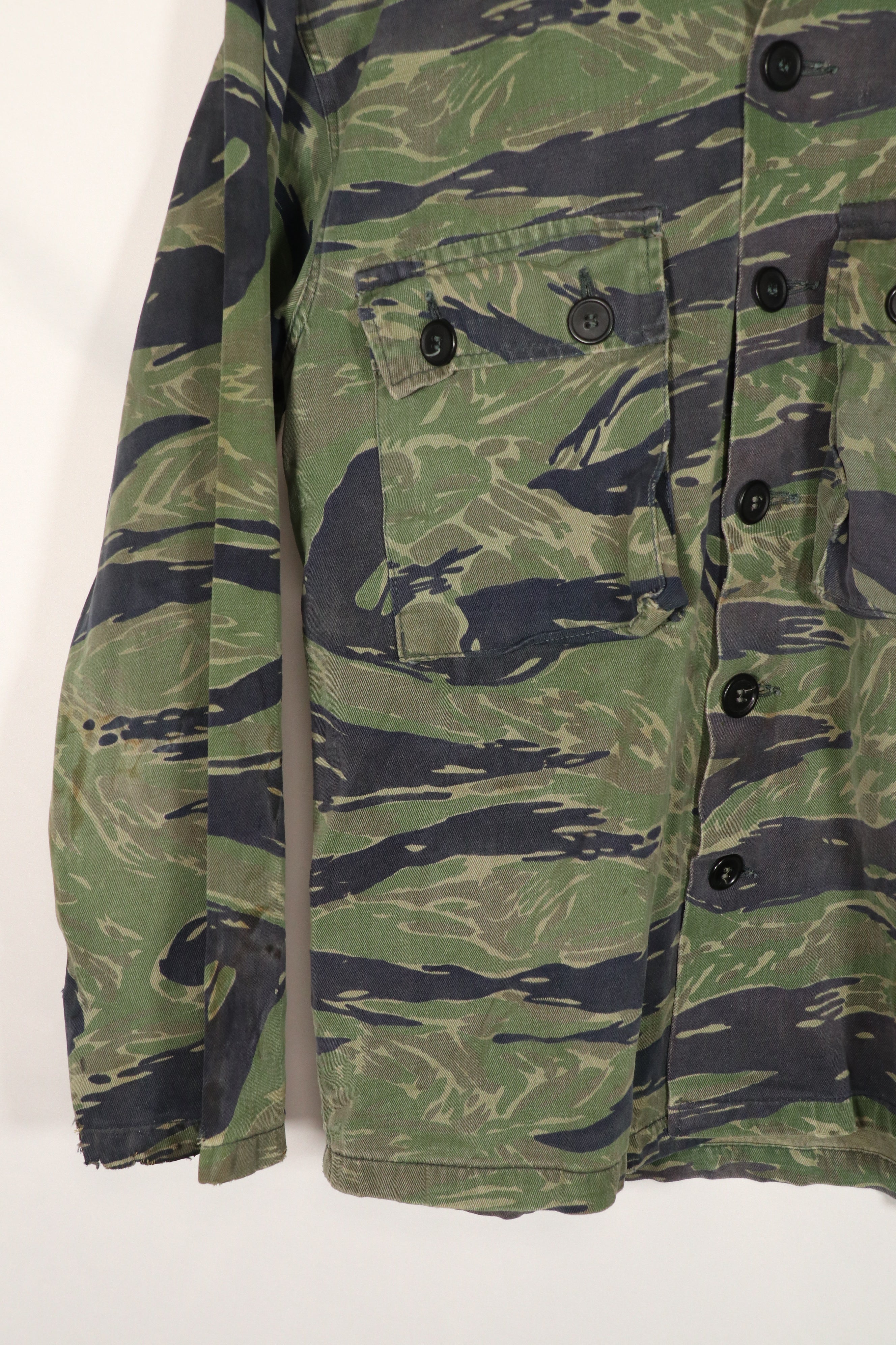 実物　TO78 沖縄タイガー　タイガーストライプ　シャツ　中古品