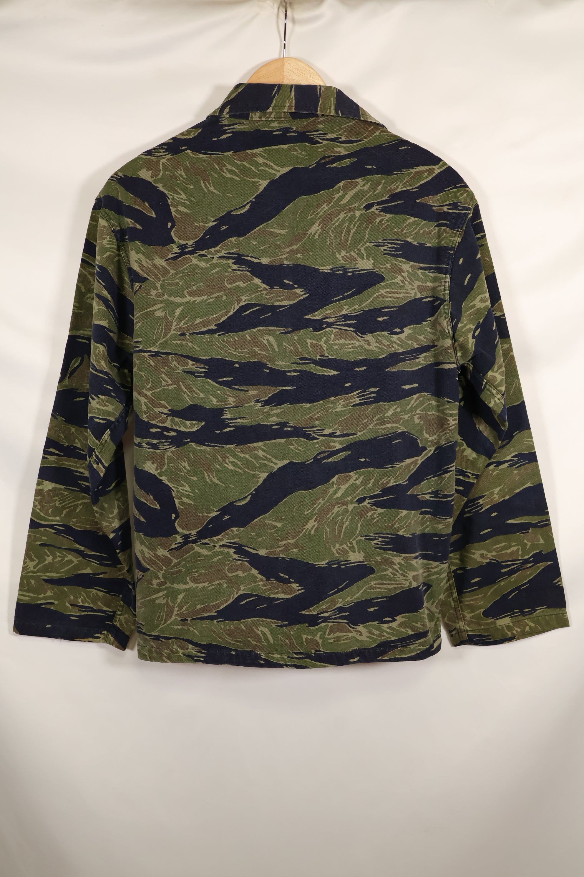 実物　TO78 A-L 沖縄タイガー　タイガーストライプ　シャツ　中古品