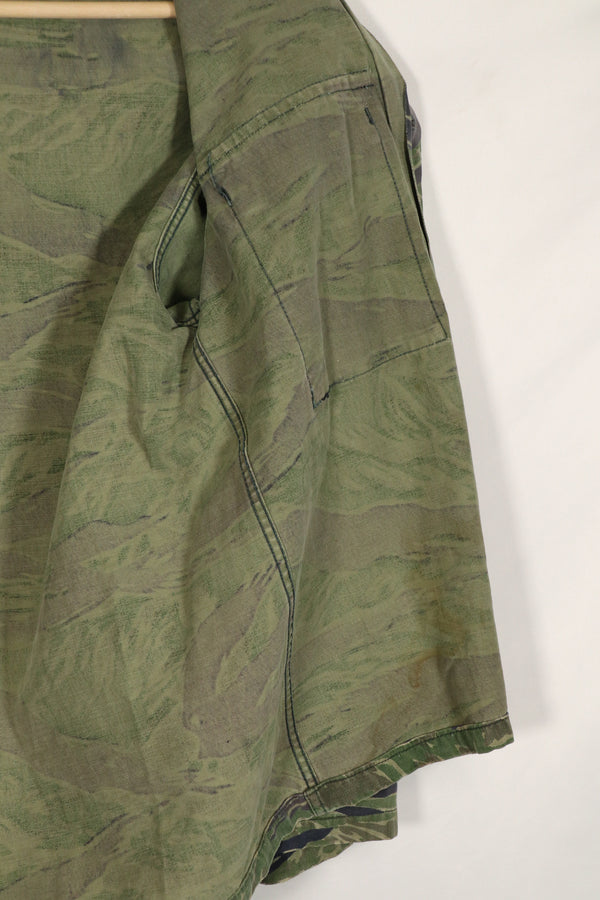 実物　TO78 沖縄タイガー　タイガーストライプ　シャツ　中古品