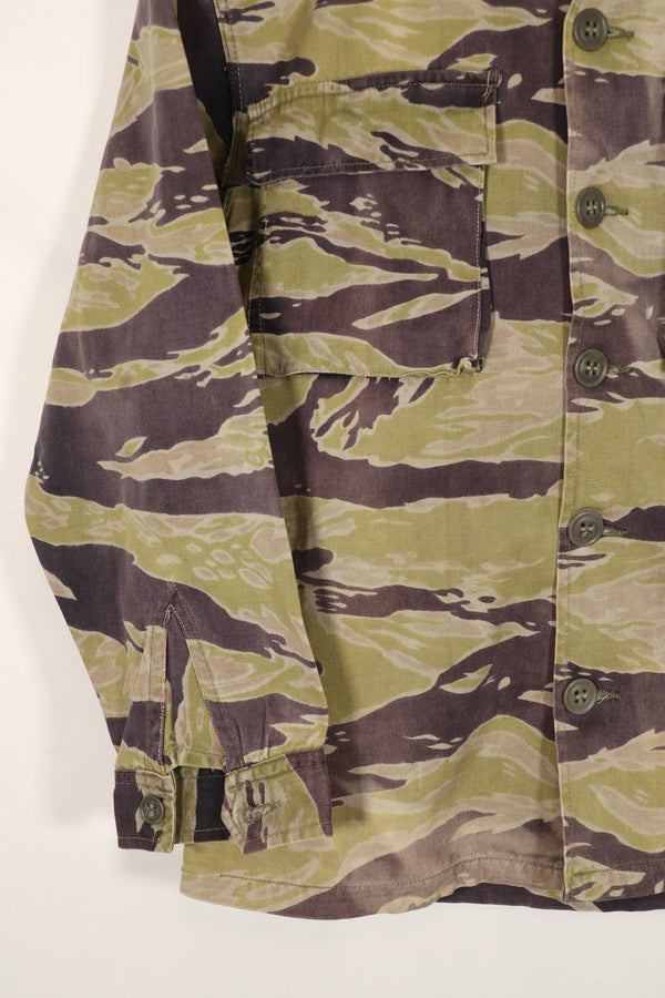 実物　ヘビーウェイト生地　レイトウォーパターン　タイガーストライプ　シャツ　中古品