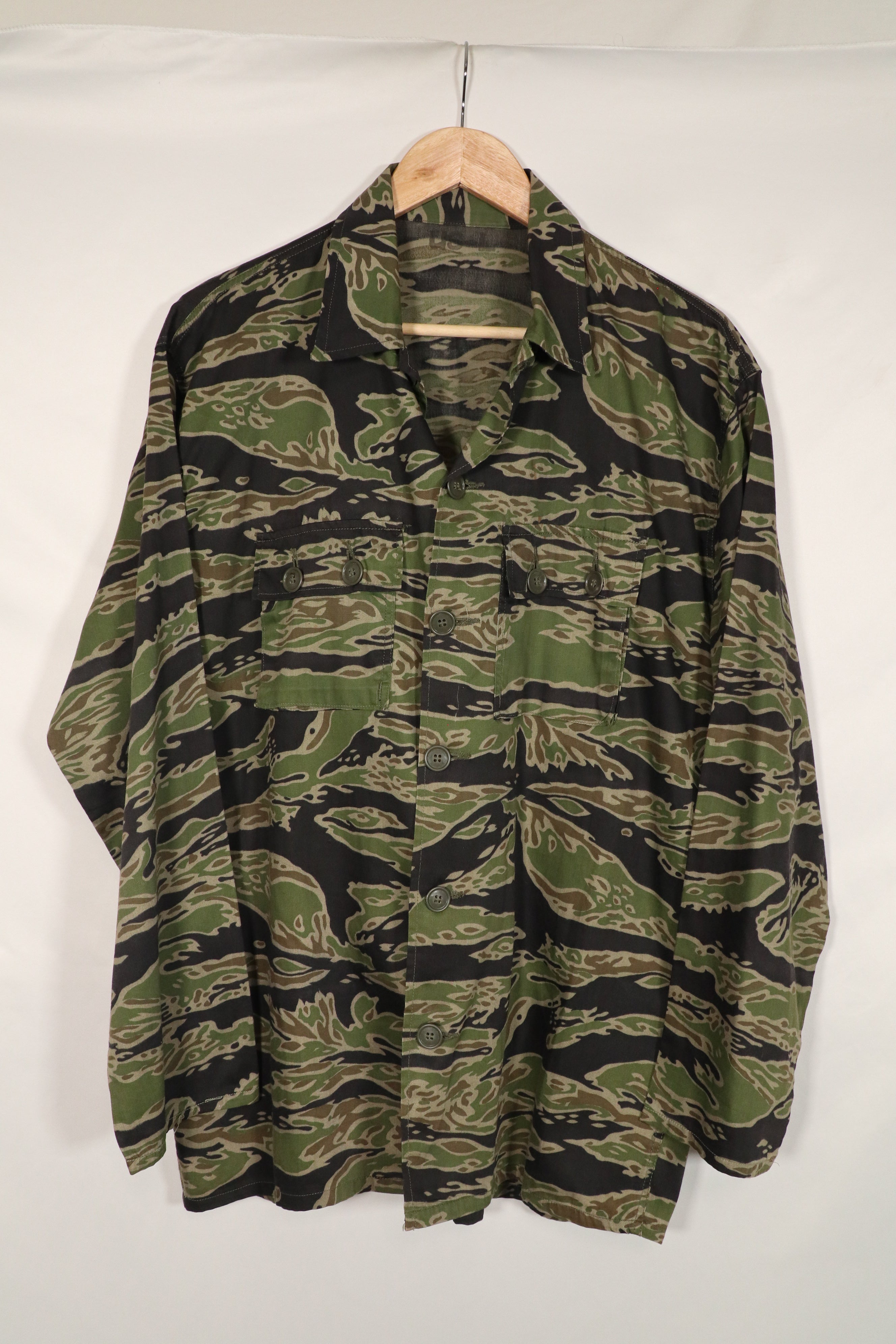 実物　レイトウォーパターン　タイガーストライプ　シャツ　US-L 状態良い
