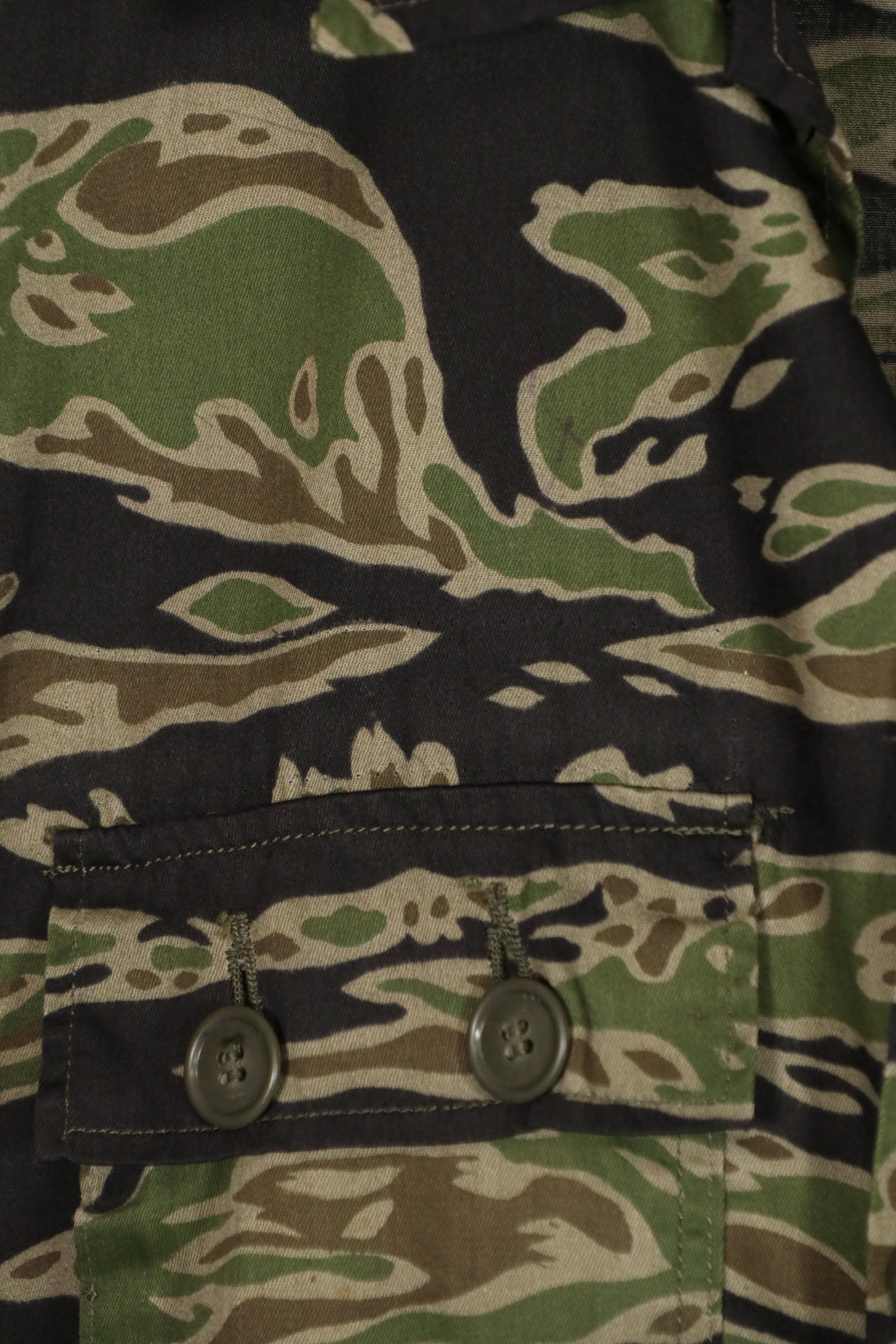 実物　レイトウォーパターン　タイガーストライプ　シャツ　US-L 状態良い