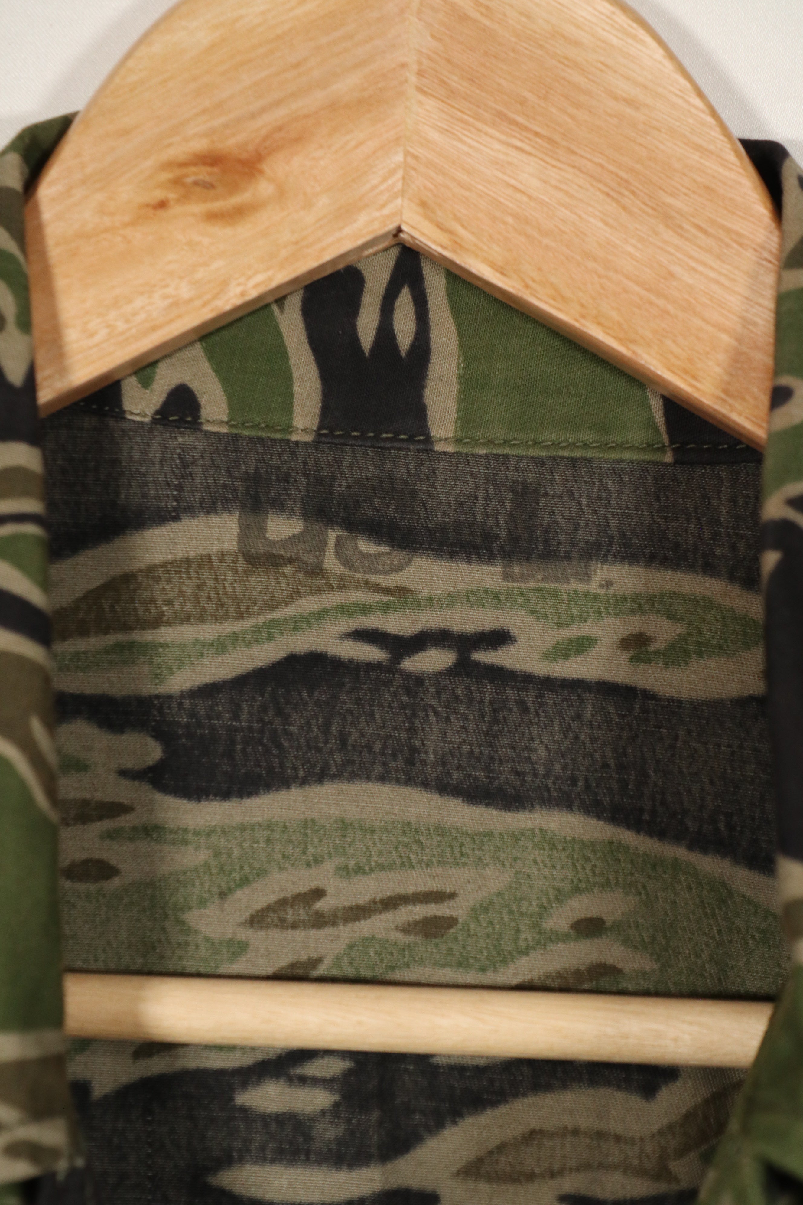 実物　レイトウォーパターン　タイガーストライプ　シャツ　US-L 状態良い