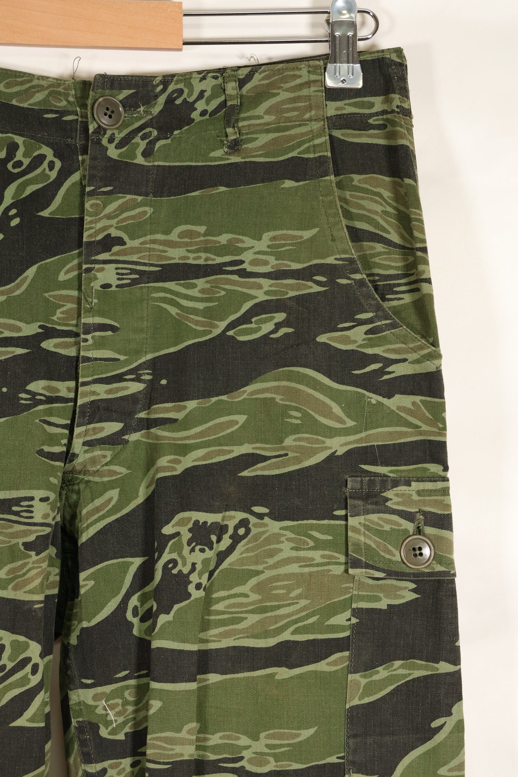 実物　レイトウォーパターン　USサイズ　タイガーストライプ　シャツ　ダークカラー　中古品