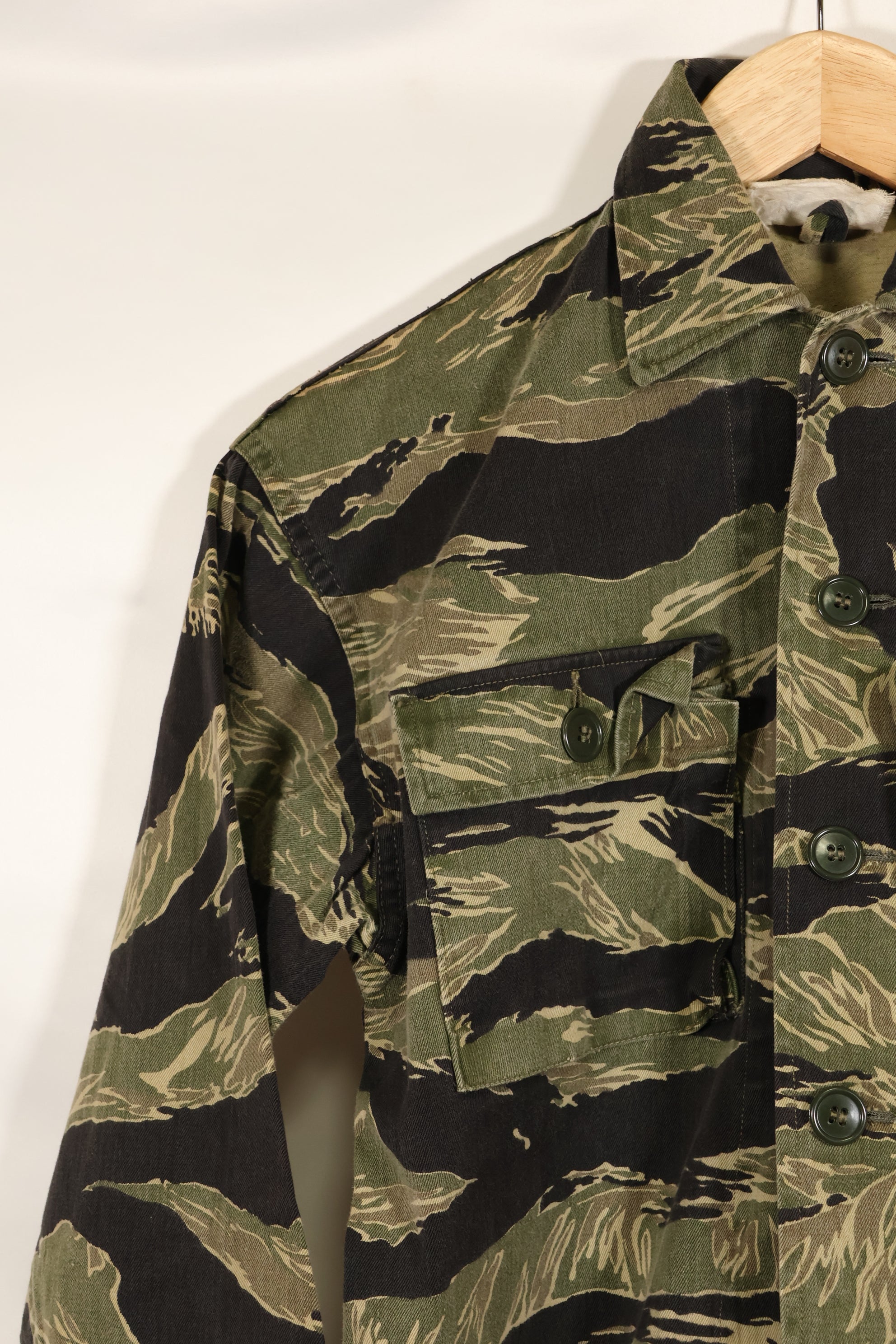 1960年代　A-M　沖縄タイガー　タイガーストライプ　シャツ　Asian Cut　状態良い　中古品