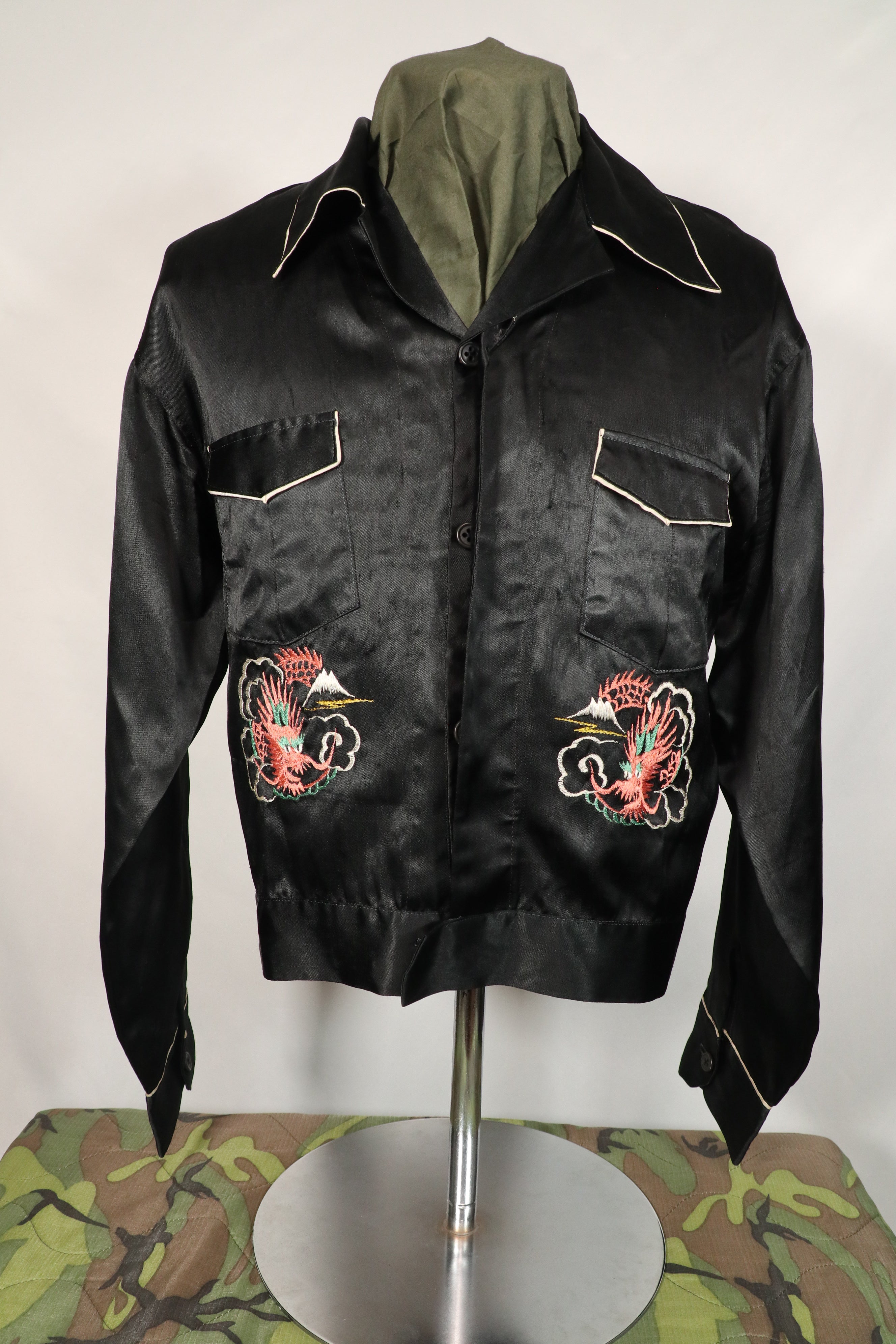 推定1940年代後半〜1950年代初頭　初期 Japan Jacket 虎刺繍　小さな傷あり