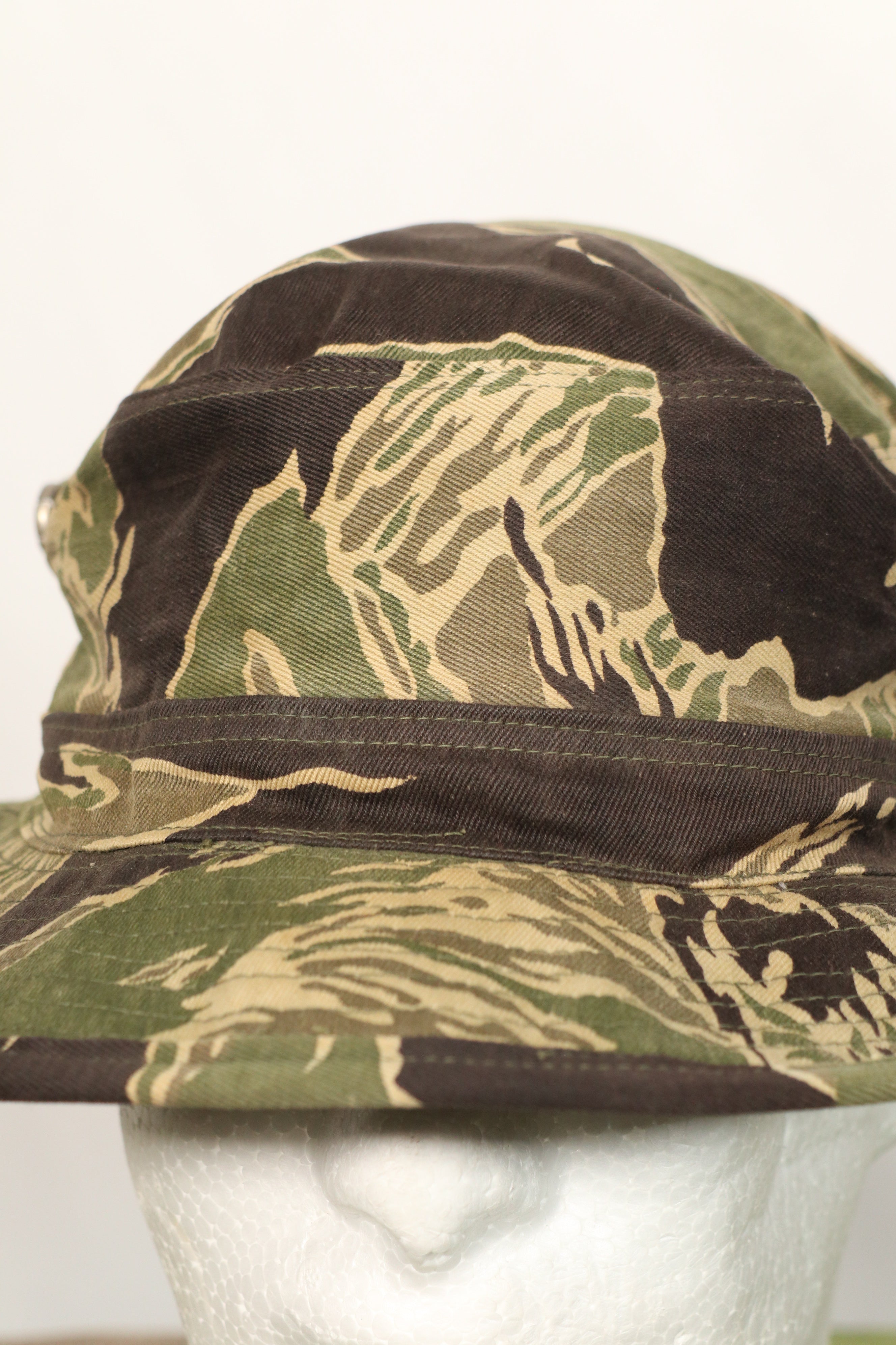 実物　沖縄　テイラーメイド品　沖縄タイガー　ブーニーハット　カウボーイハット　中古品