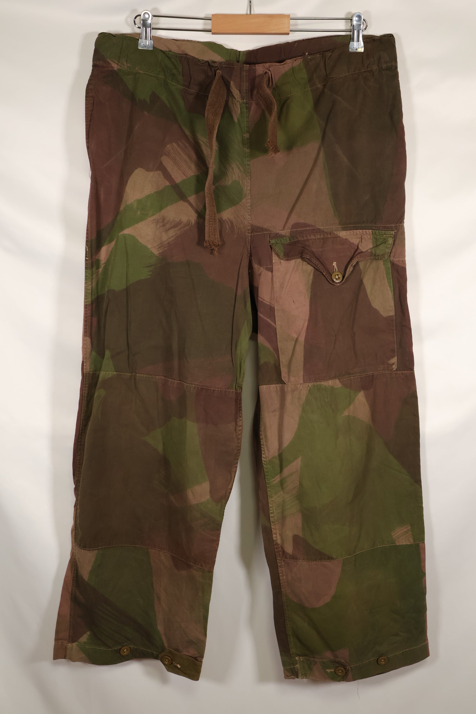 実物　イギリス軍　SAS トラウザーズ　WINDPROOF 迷彩パンツ　サイズ No.1　 中古品