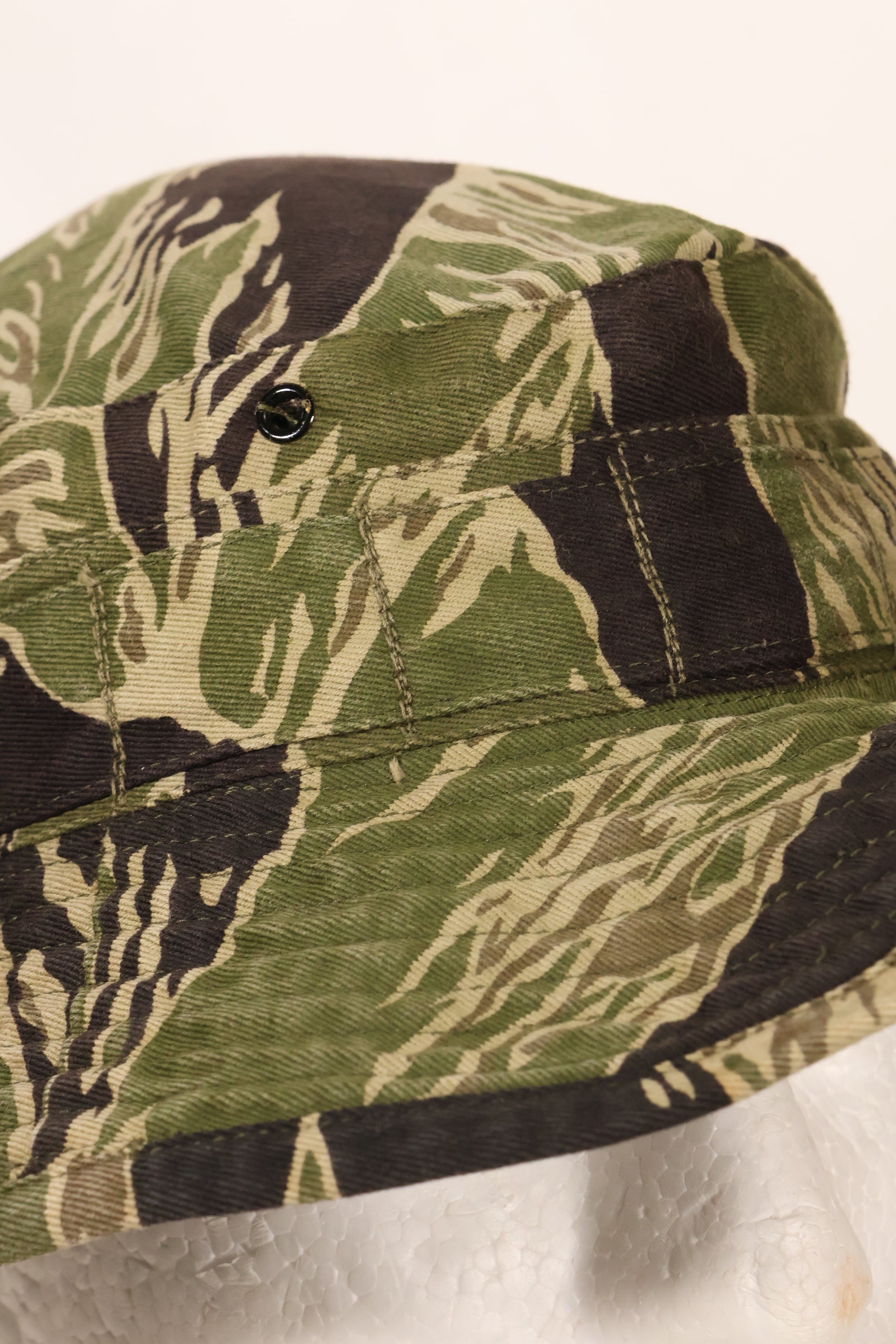 1960年代中頃　沖縄タイガーパターン　CISOカット　タイガーストライプ　ブーニーハット　サイズS　中古品