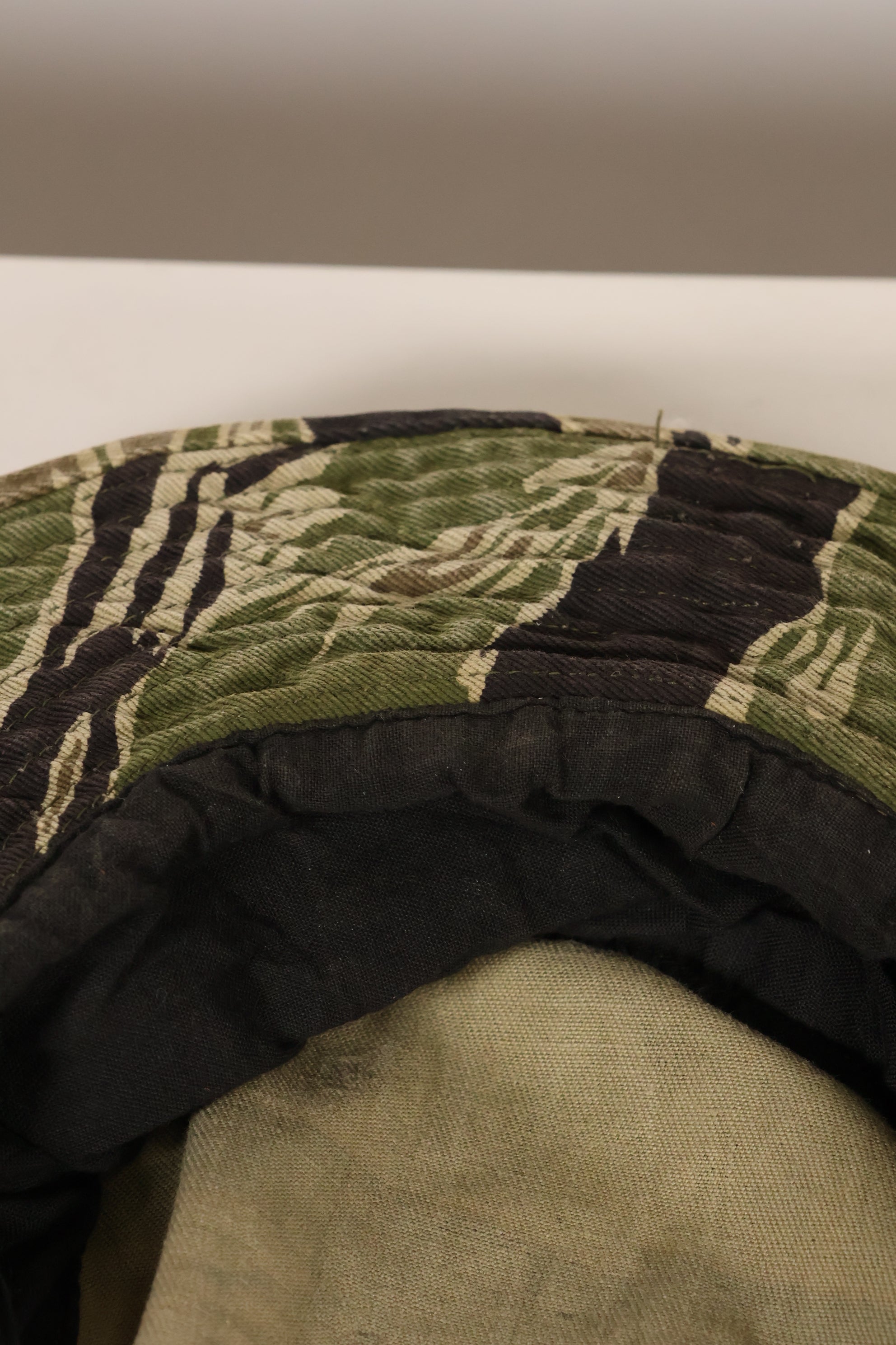 1960年代中頃　沖縄タイガーパターン　CISOカット　タイガーストライプ　ブーニーハット　サイズS　中古品