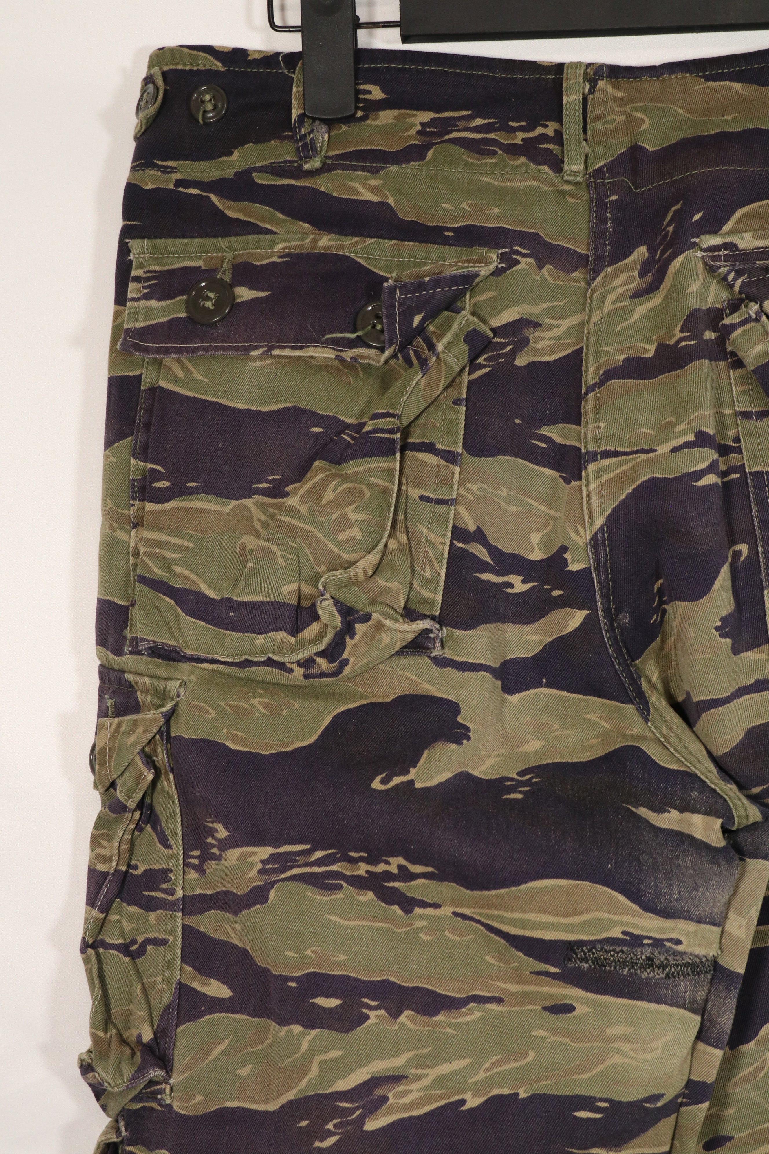 実物　クラシックパターン　タイガーストライプ　パンツ　中古品　補修あり