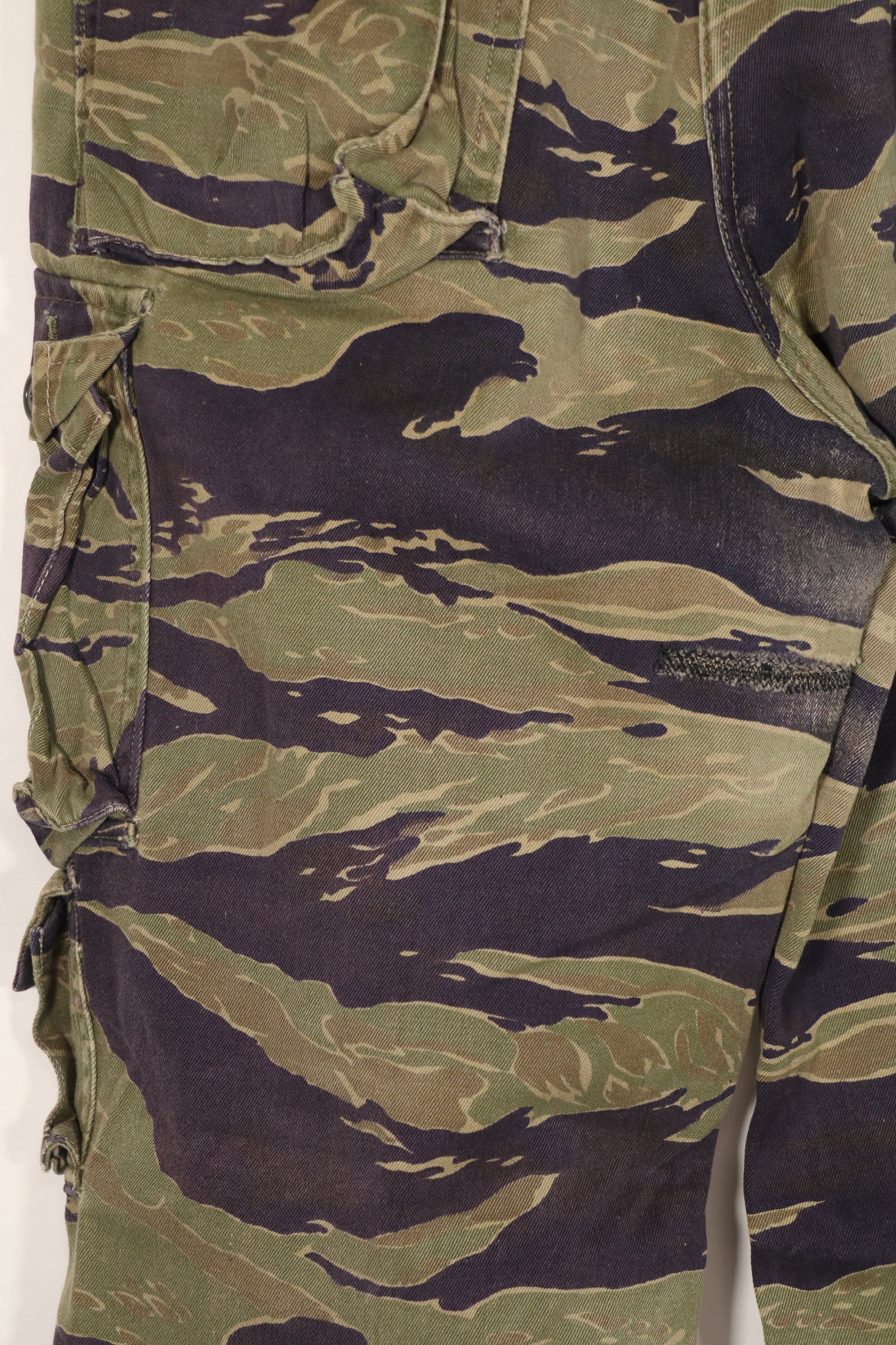 実物　クラシックパターン　タイガーストライプ　パンツ　中古品　補修あり