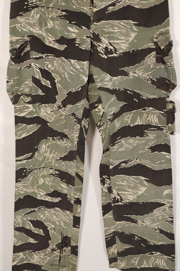 実物　沖縄タイガー　タイガーストライプ　パンツ　Asian Cut　褪色あり　A-Mサイズ