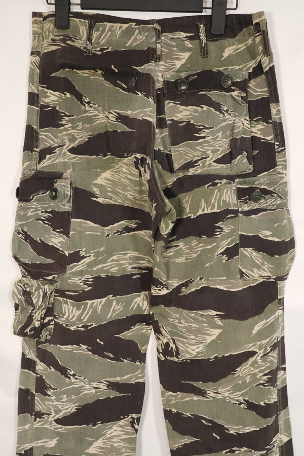 実物　沖縄タイガー　タイガーストライプ　パンツ　Asian Cut　褪色あり　A-Mサイズ