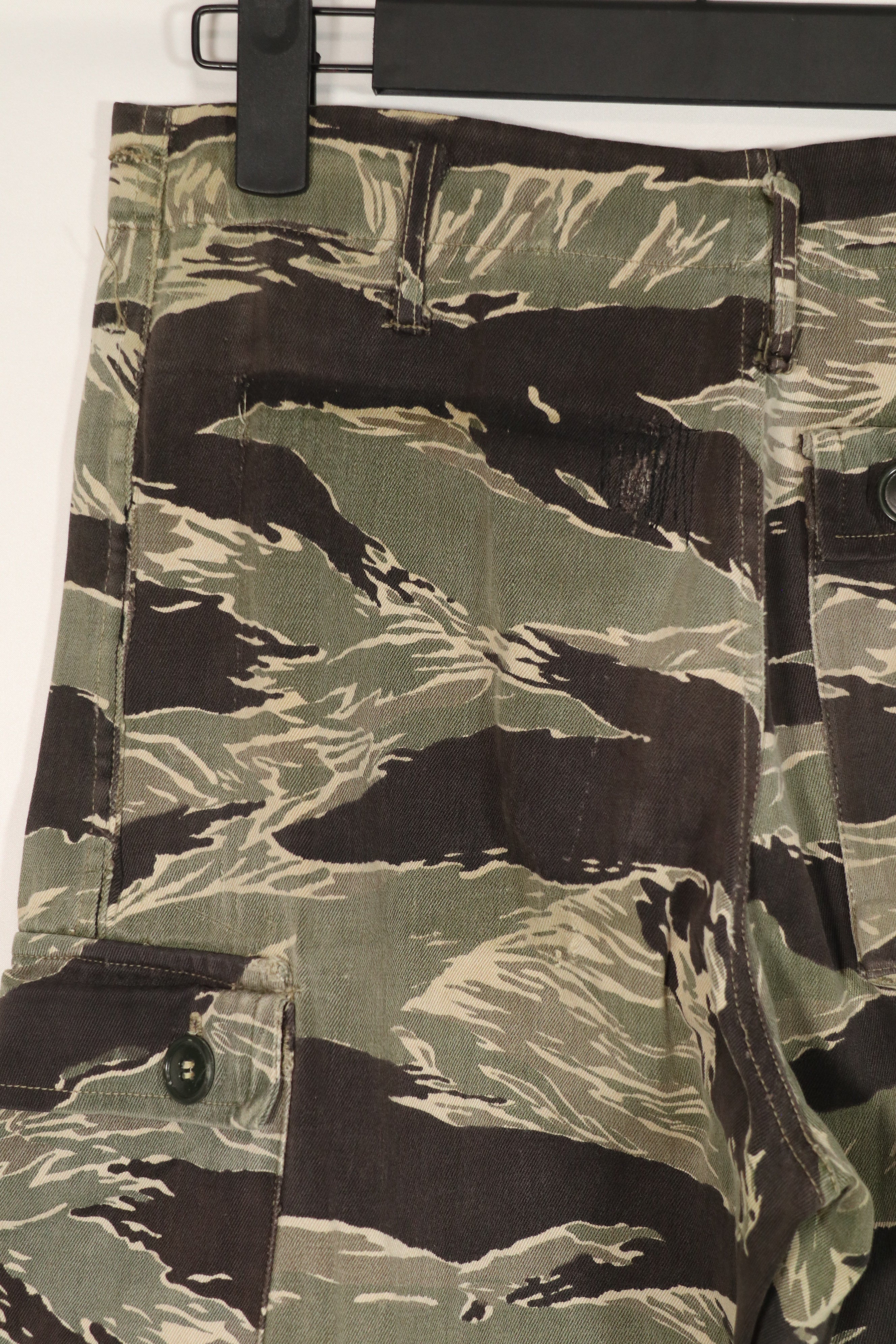 実物　沖縄タイガー　タイガーストライプ　パンツ　Asian Cut　褪色あり　A-Mサイズ