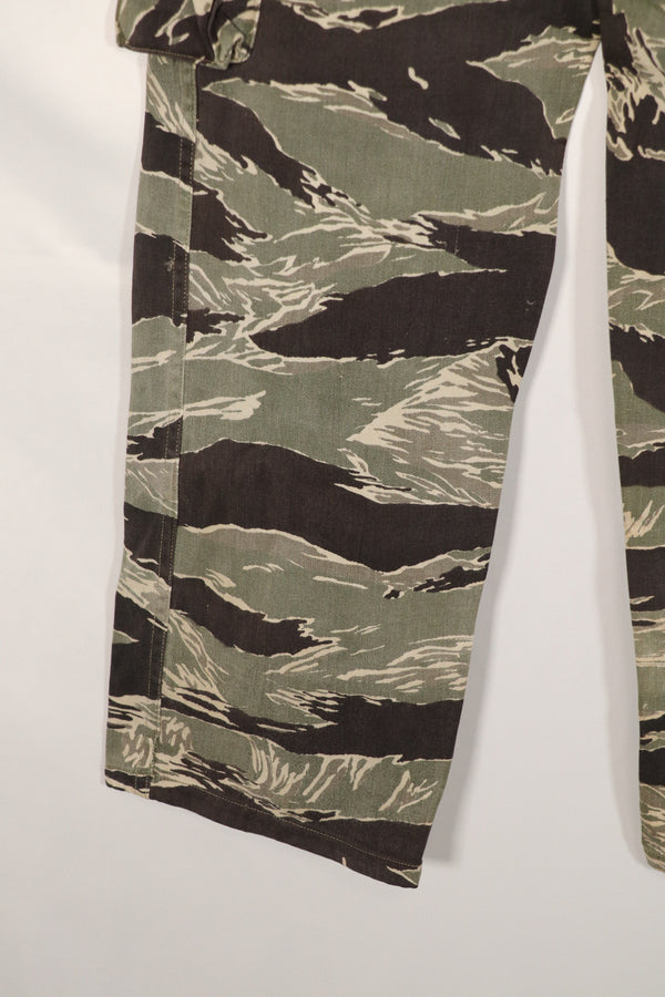 実物　沖縄タイガー　タイガーストライプ　パンツ　Asian Cut　褪色あり　A-Mサイズ