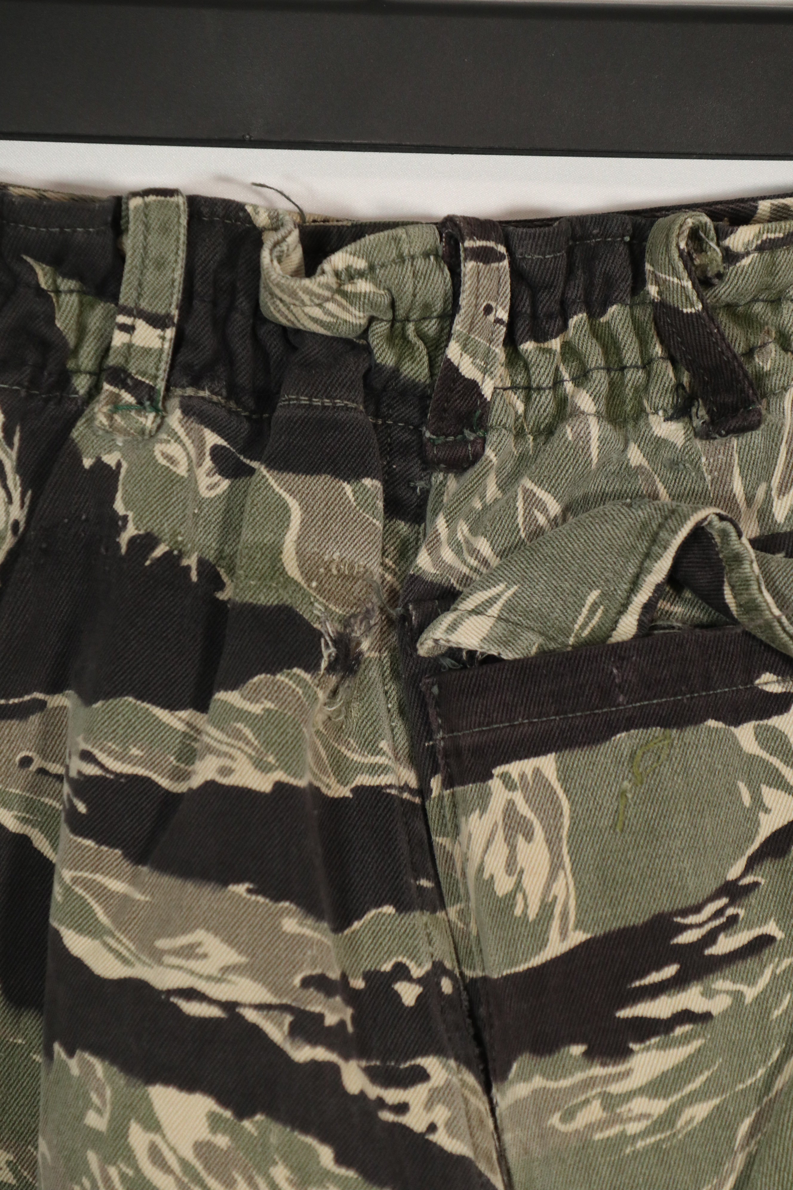 実物　沖縄タイガー　JWD　タイガーストライプ　パンツ　キッズサイズ　中古品