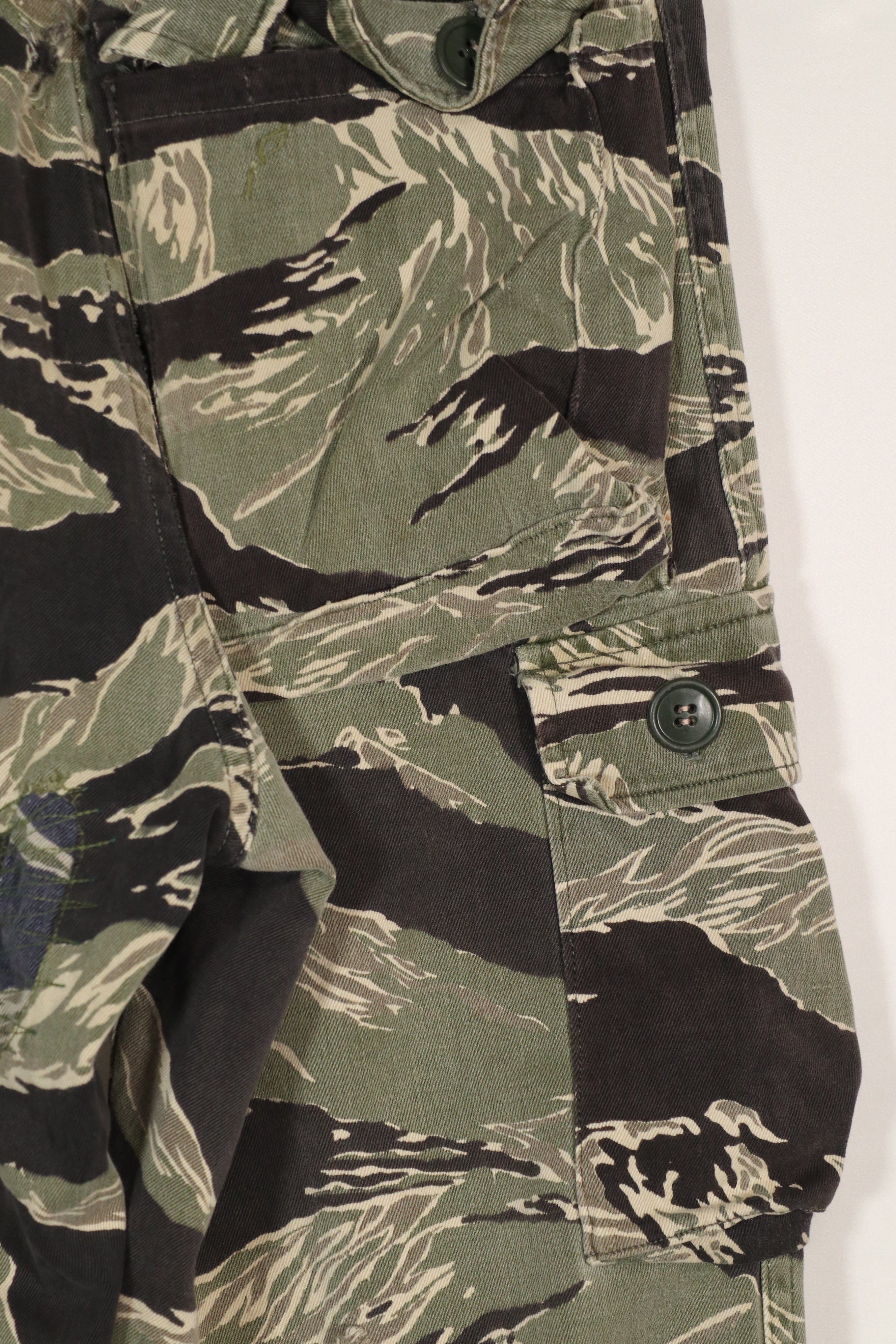 実物　沖縄タイガー　JWD　タイガーストライプ　パンツ　キッズサイズ　中古品