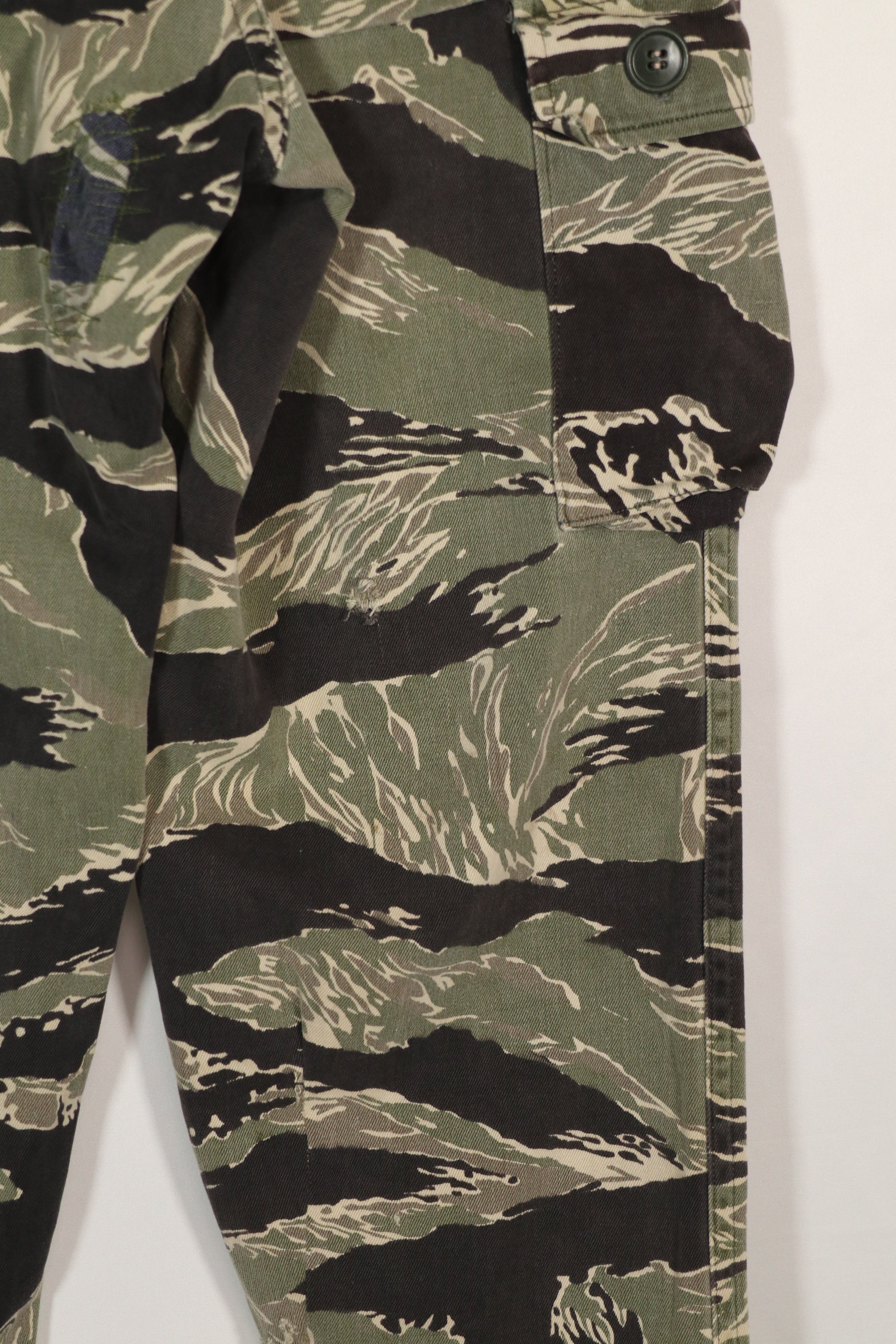 実物　沖縄タイガー　JWD　タイガーストライプ　パンツ　キッズサイズ　中古品