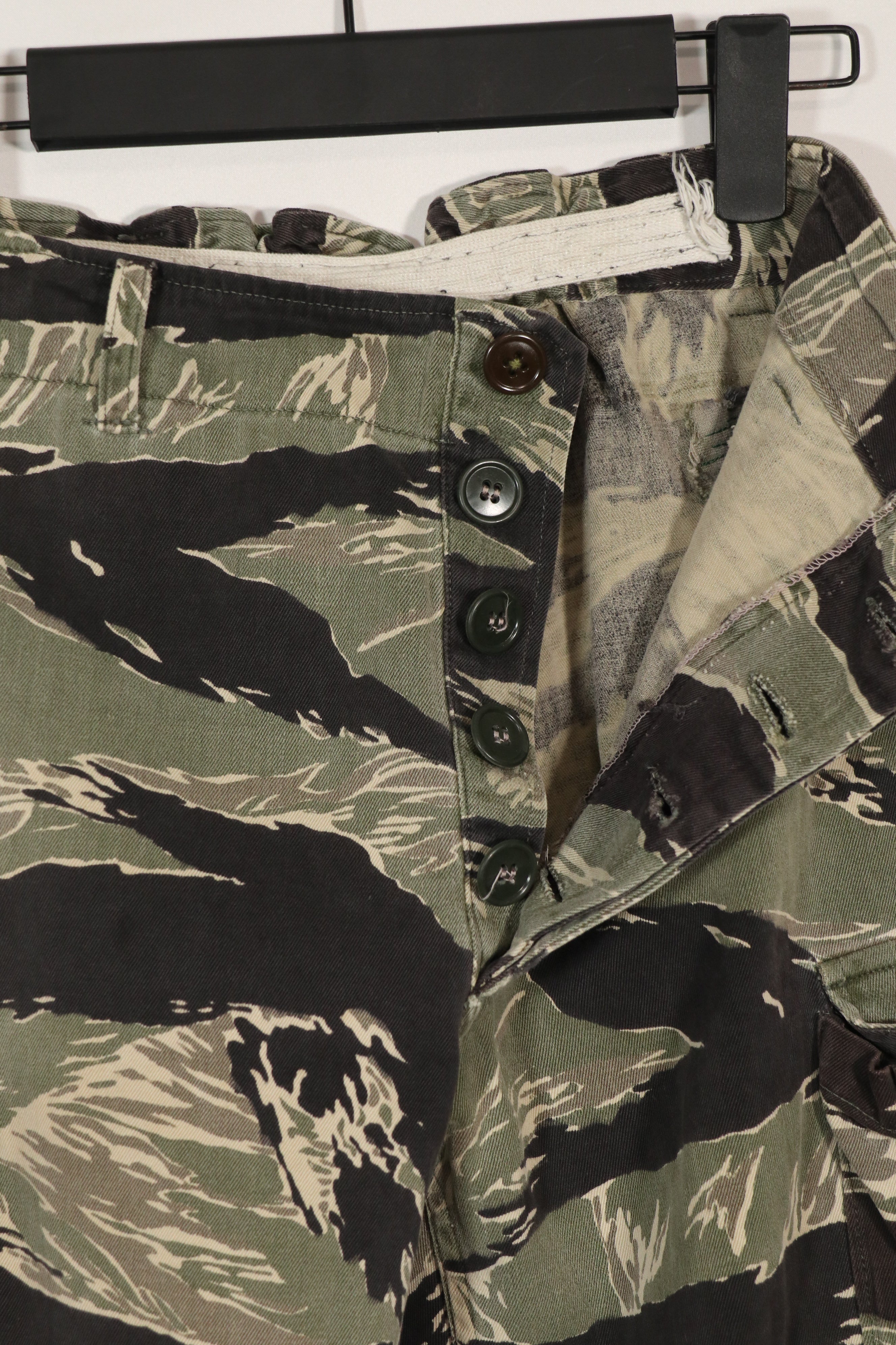 実物　沖縄タイガー　JWD　タイガーストライプ　パンツ　キッズサイズ　中古品