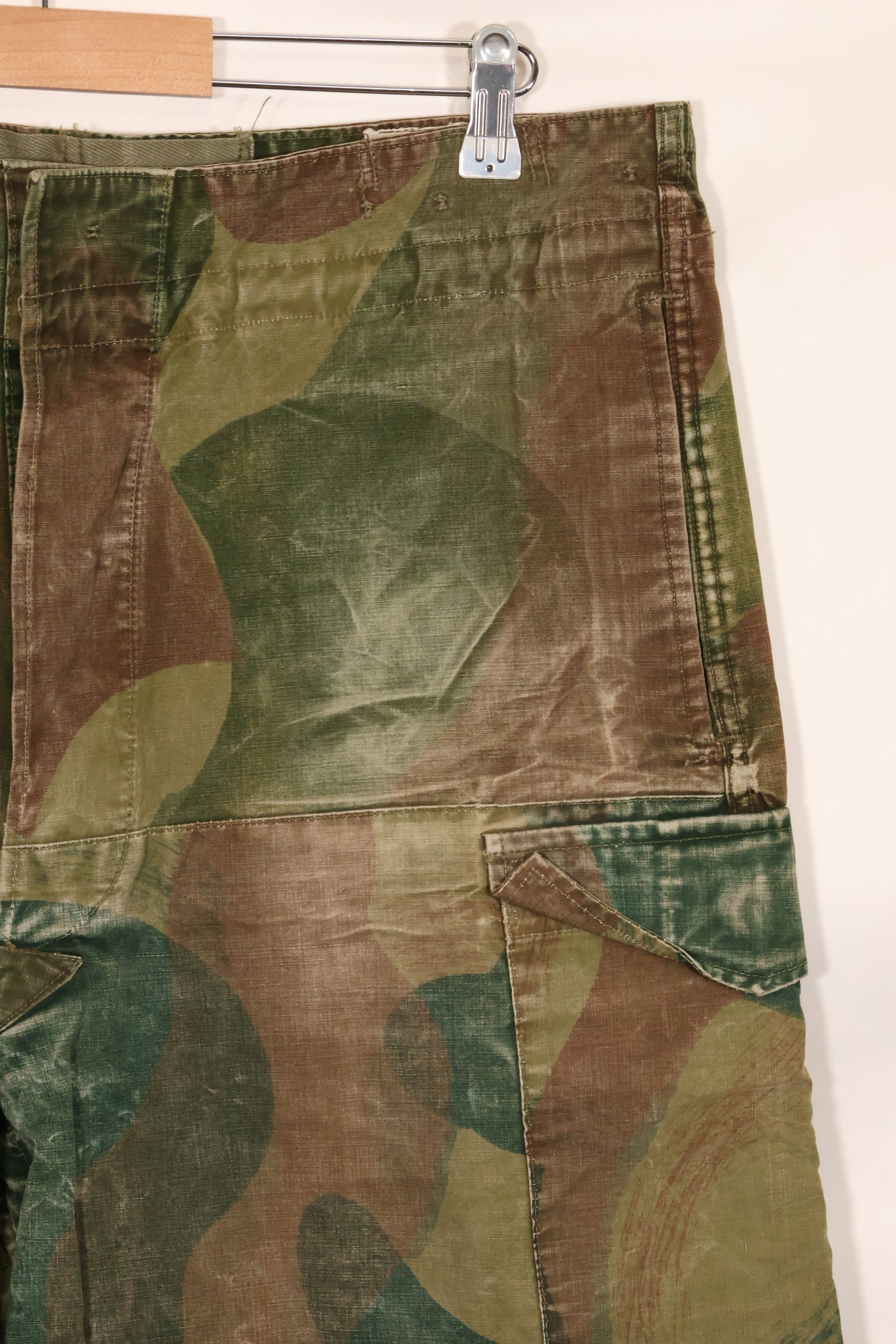 1956年　ベルギー軍　ブラッシュストローク迷彩　空挺パンツ　中古品　退色あり