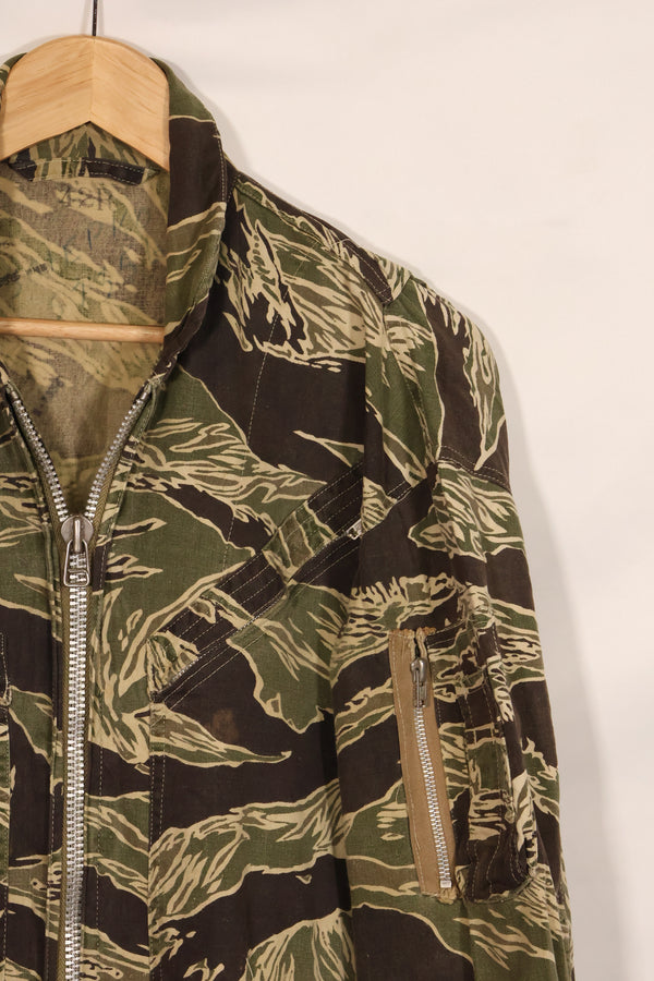 1960年代　42R  沖縄タイガーパターン　タイガーストライプ　フライトスーツ　中古品　ジッパー破損あり